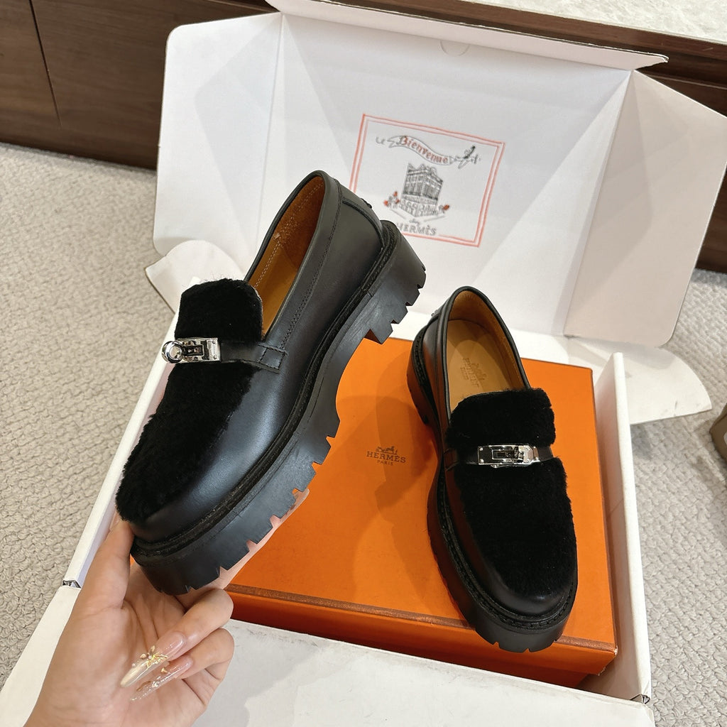 Hermes Sneaker