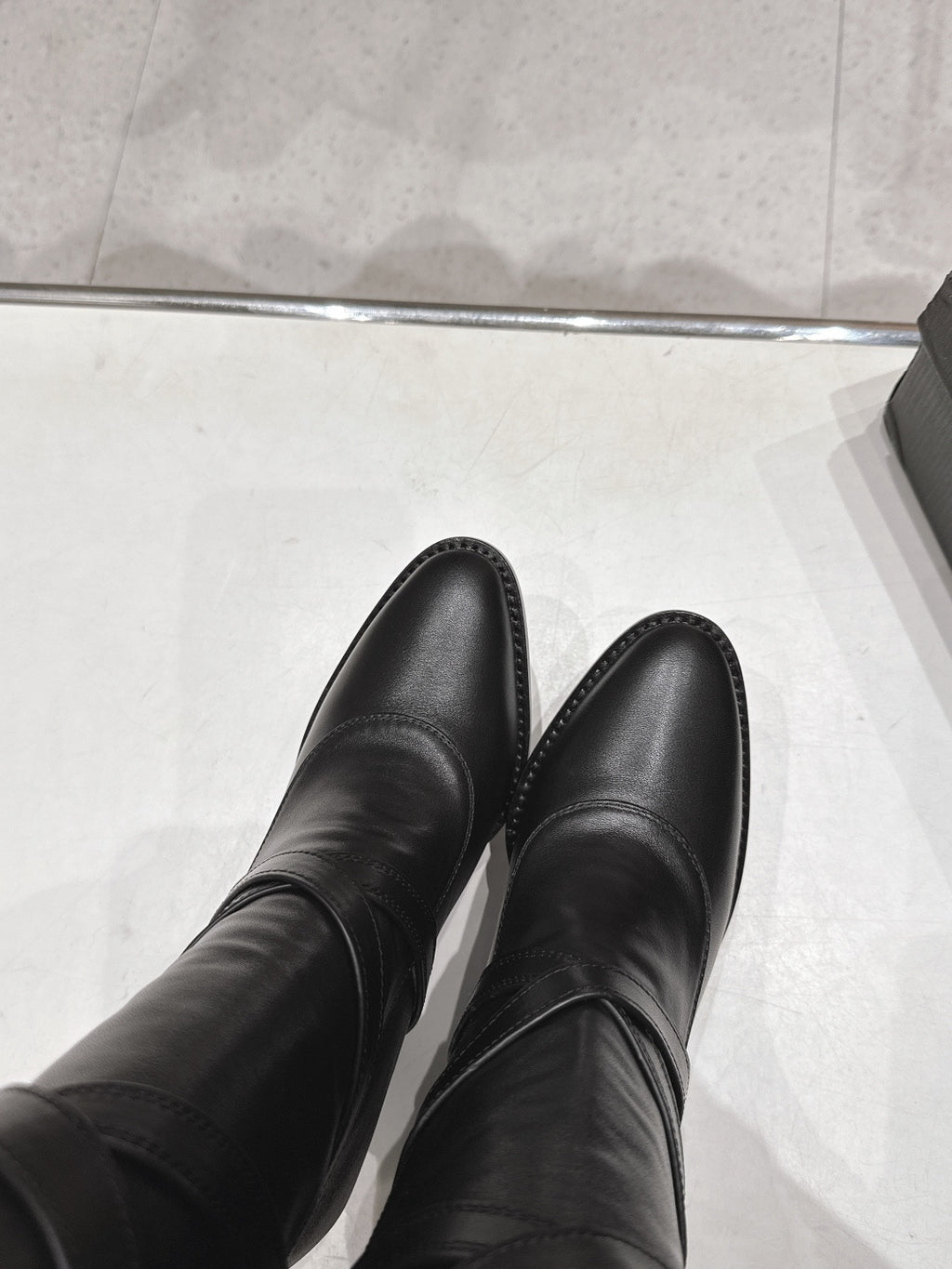 Yves Saint Laurent Uzun Çizme