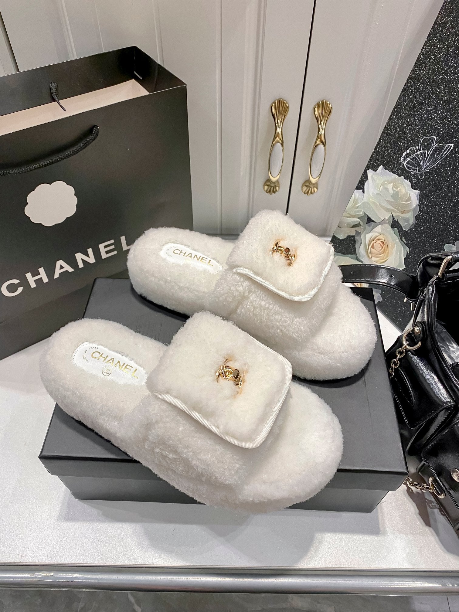 Chanel Slipper
