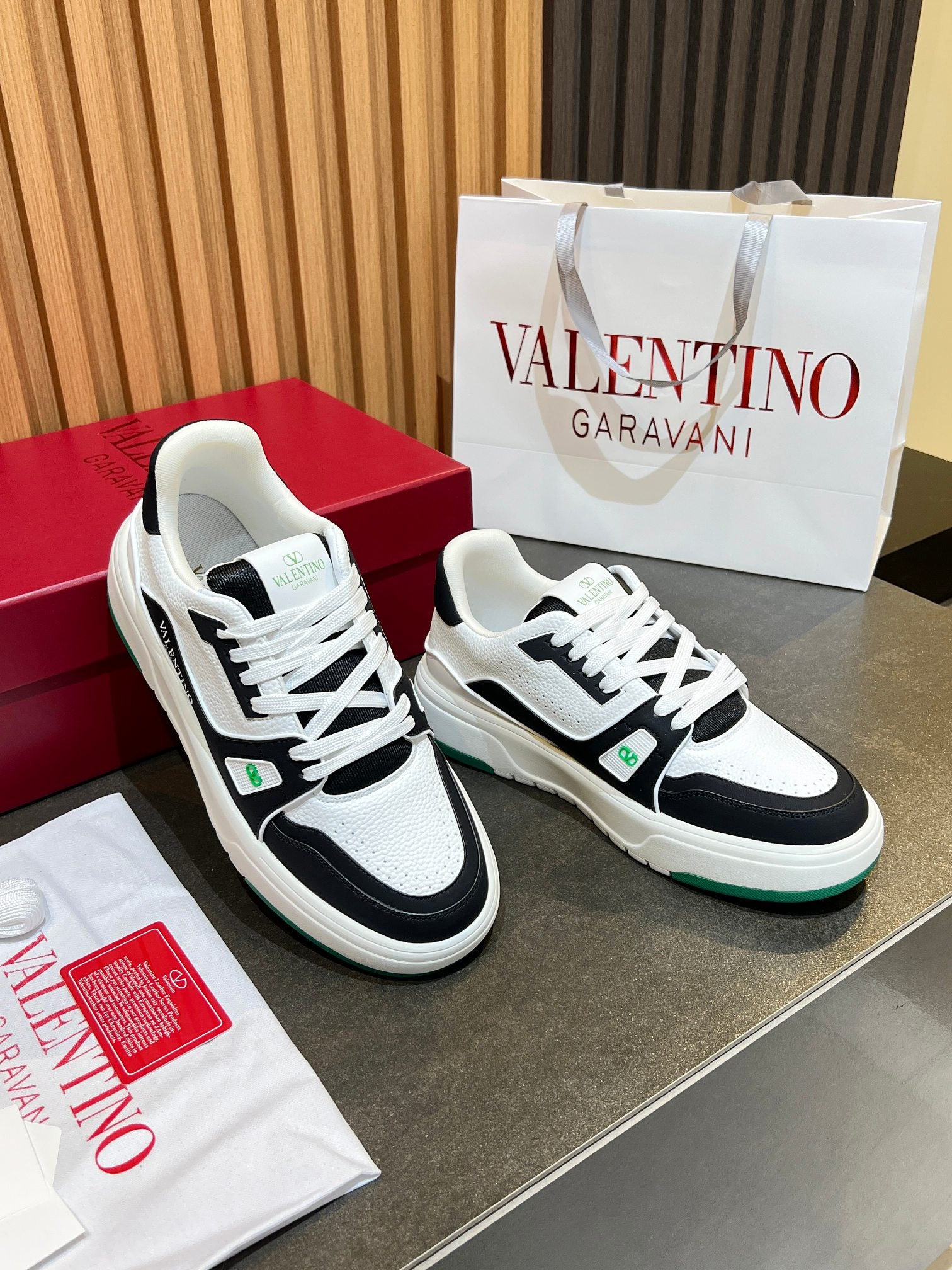 Valentino Sneaker