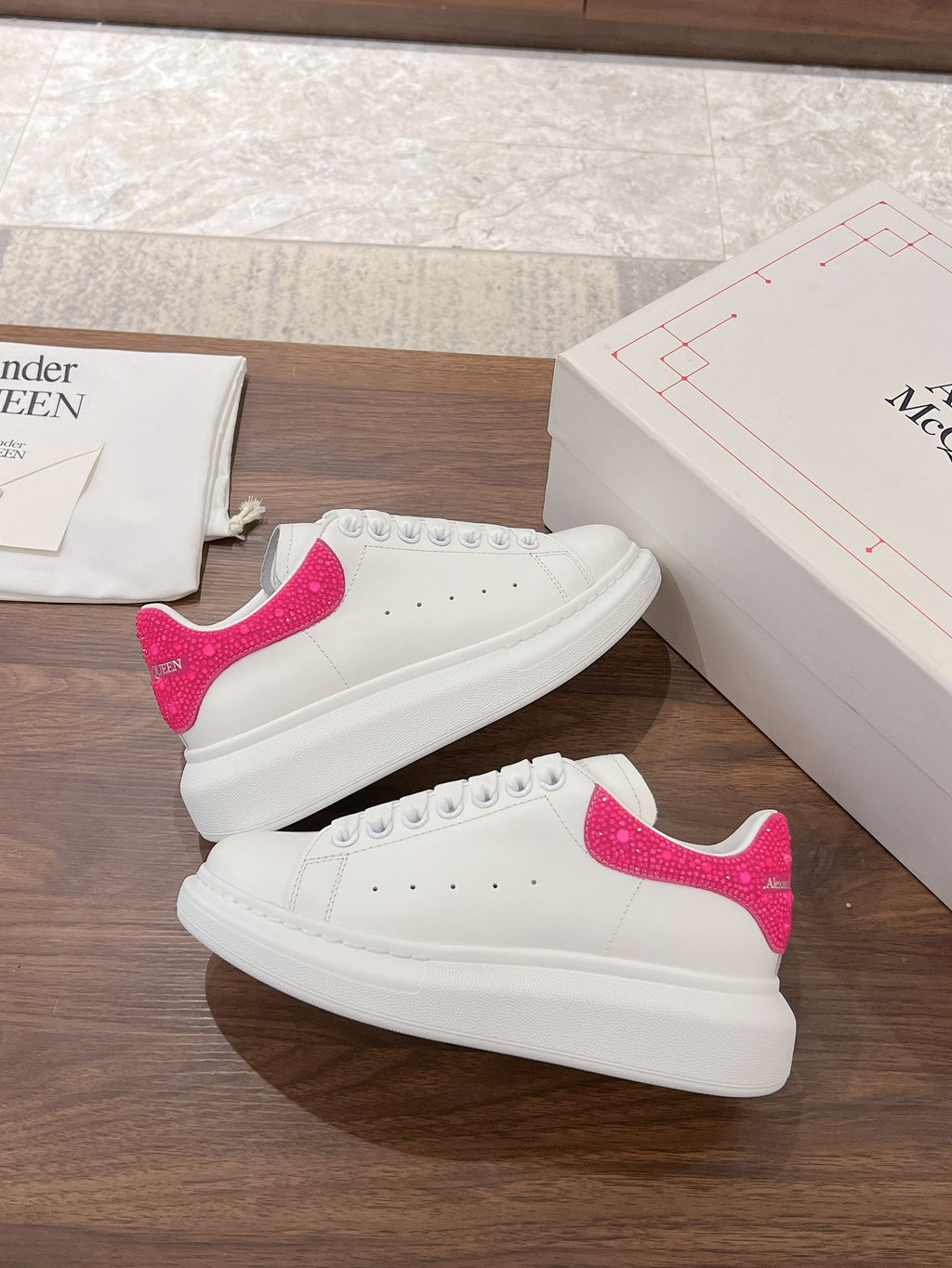 Alexander McQueen Sneaker