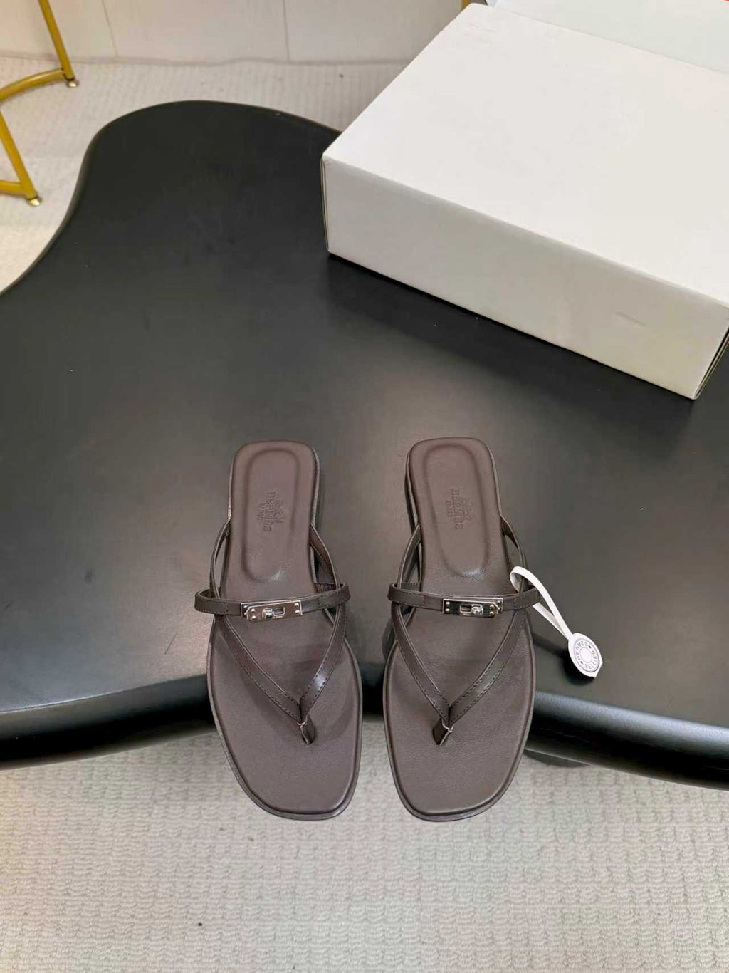 Hermes Slipper