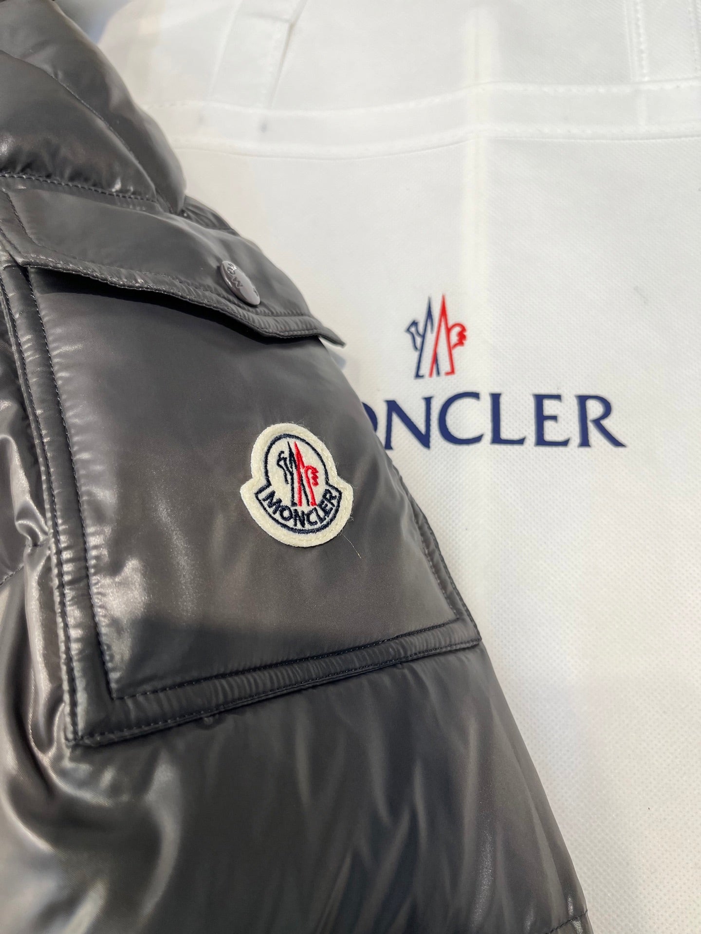 Moncler Mont Unisex