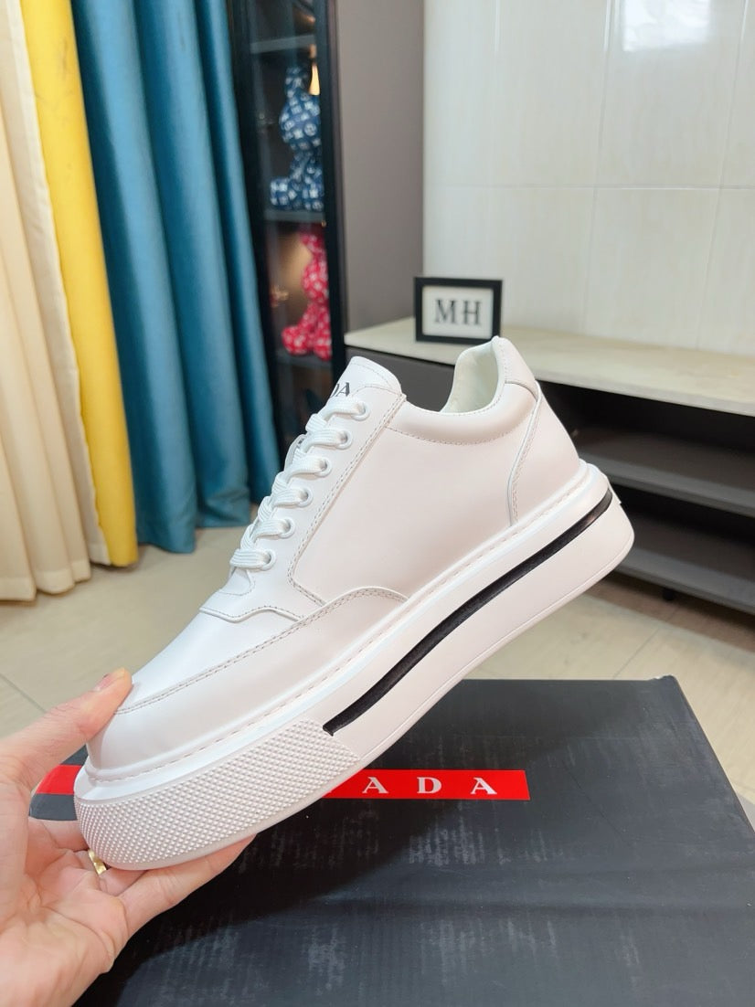 Prada Sneaker