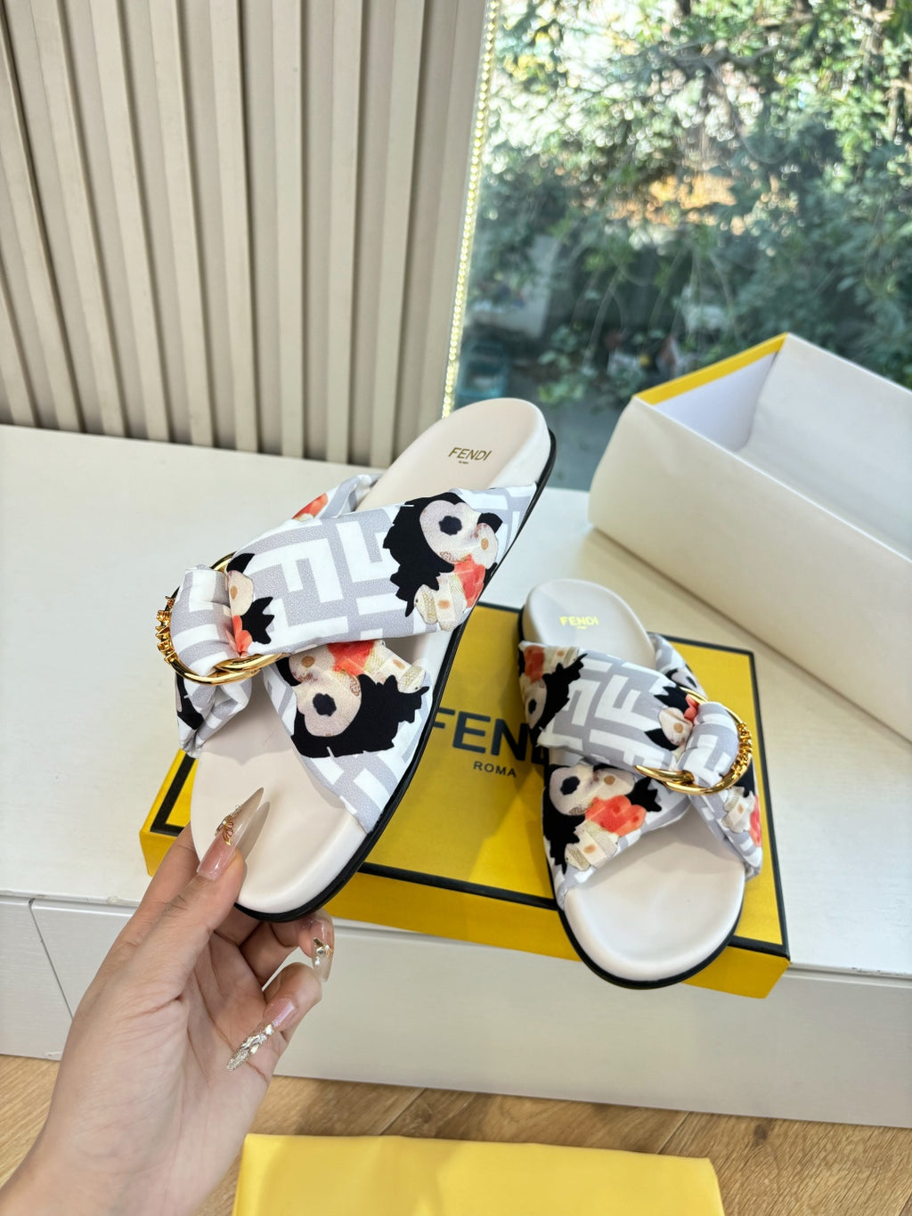 Fendi Slipper