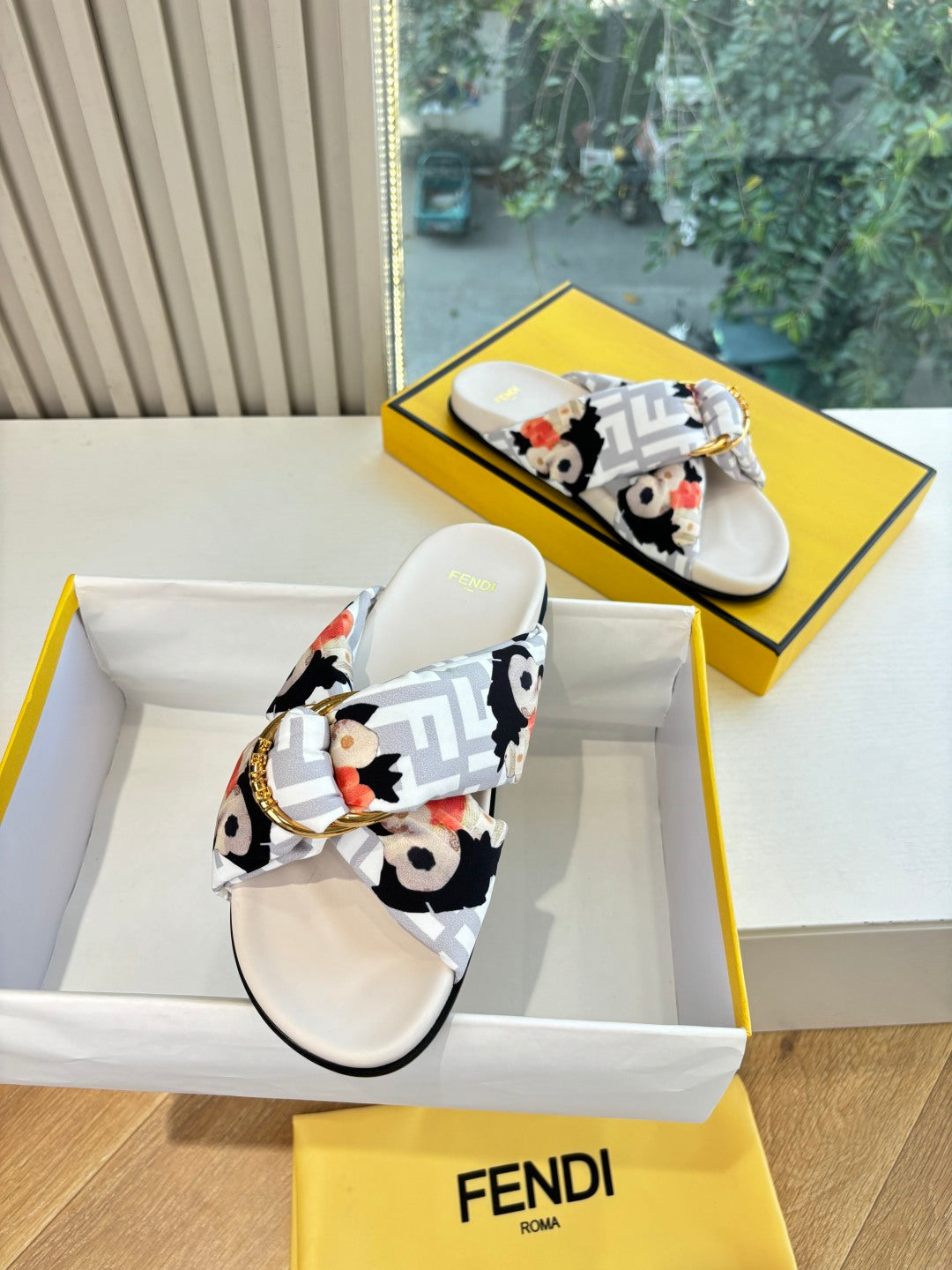 Fendi Slipper