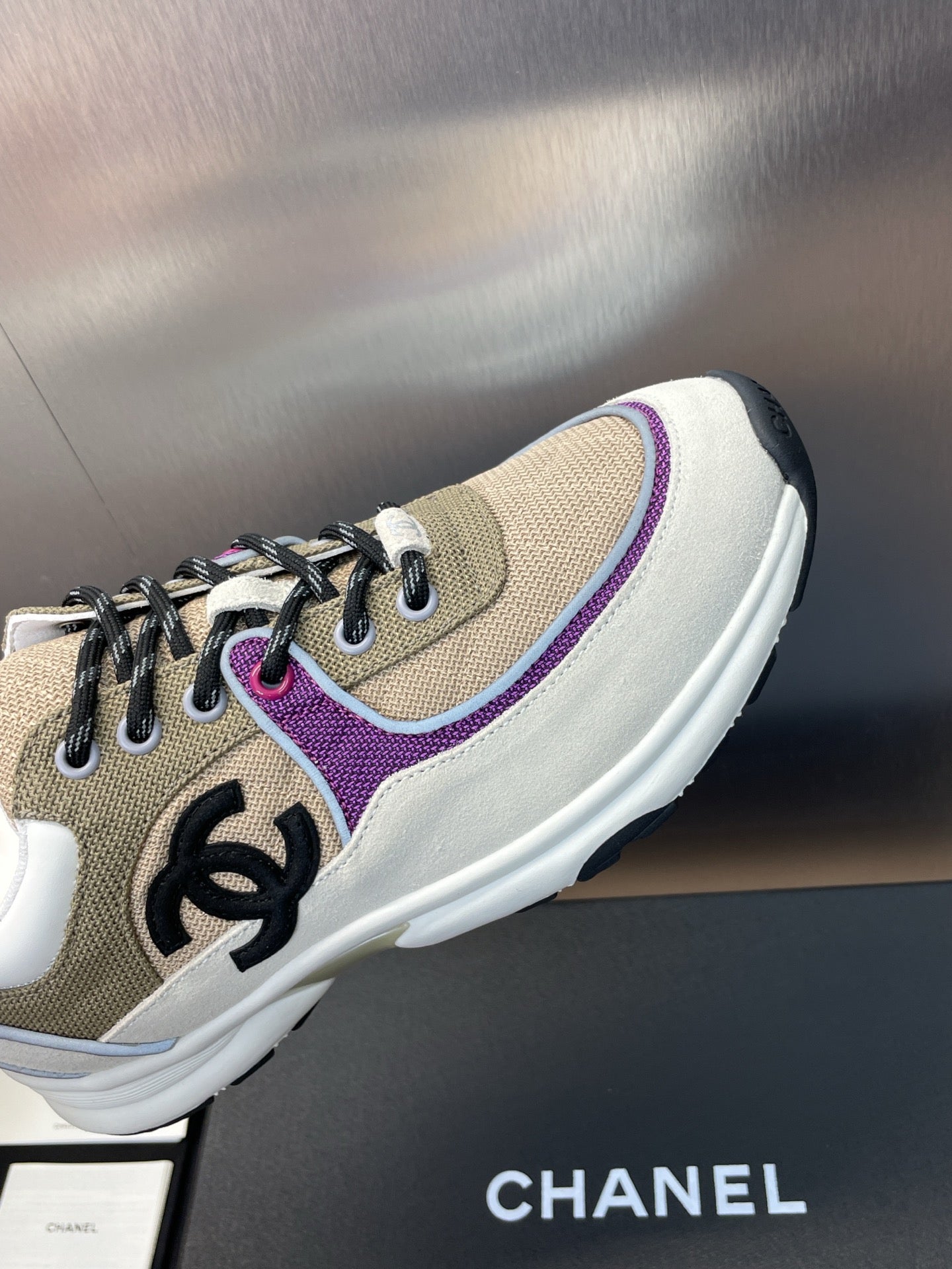 Chanel sneaker