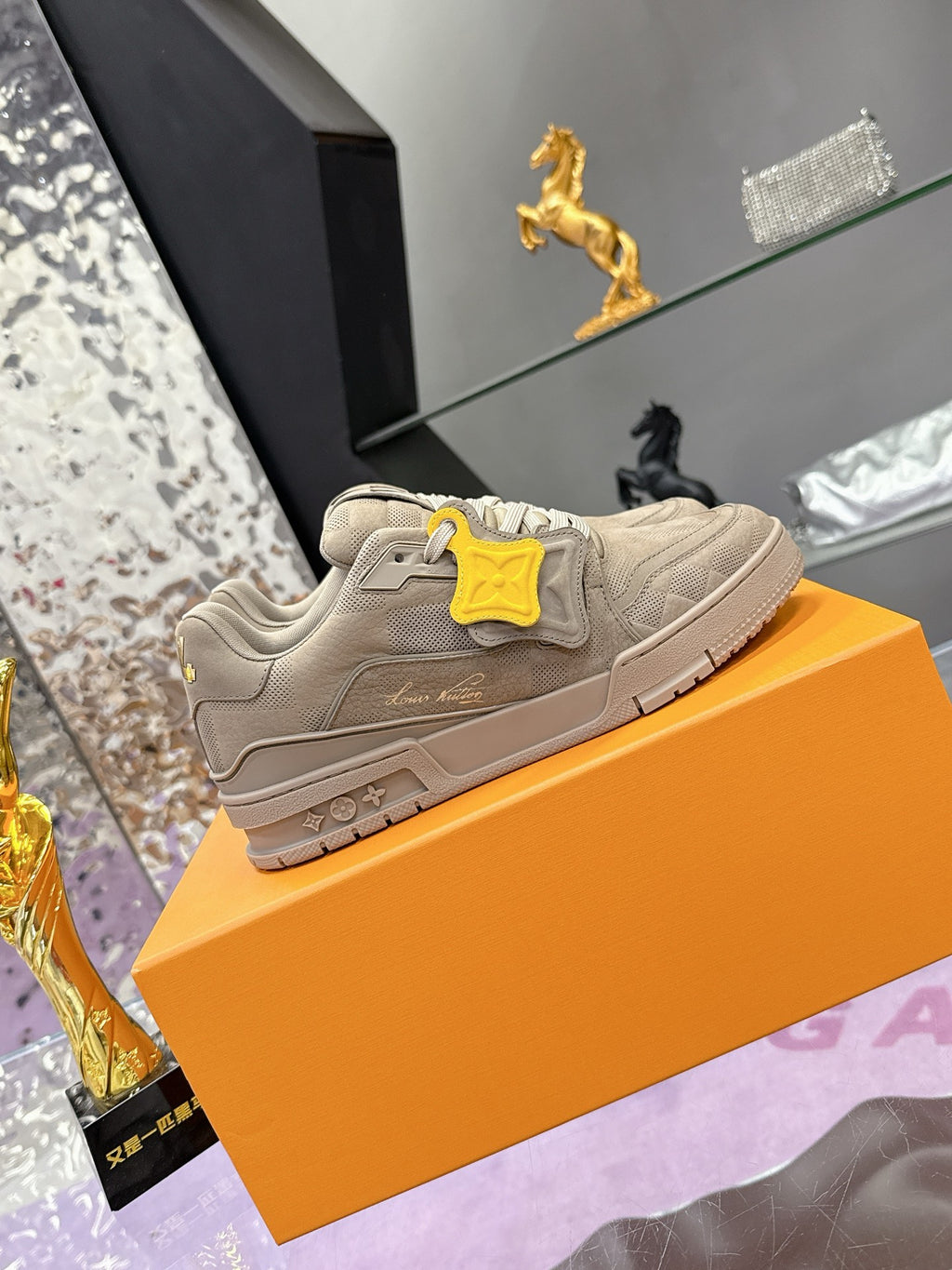 Louis Vuitton Sneaker