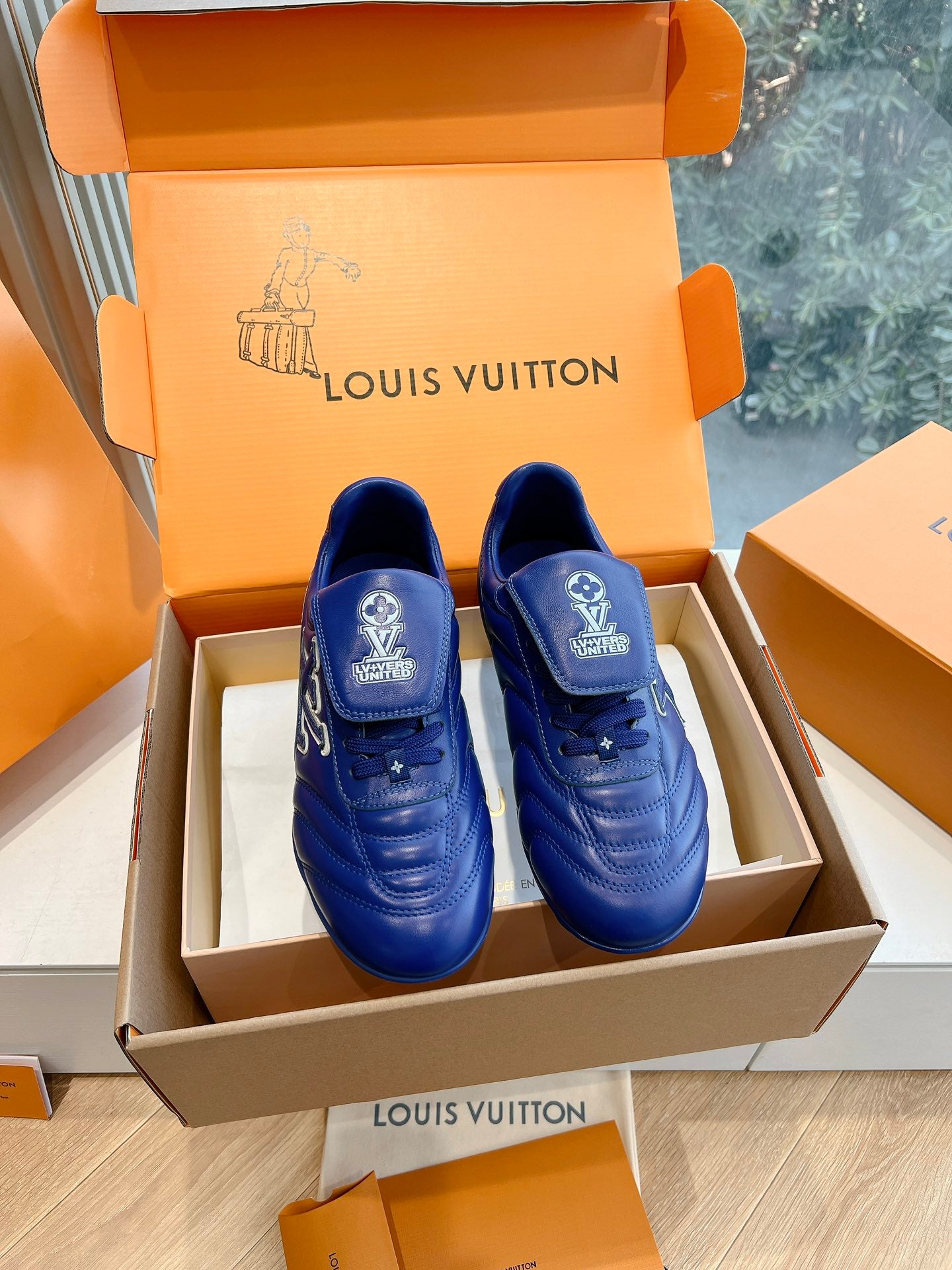 Louis Vuitton Sneaker
