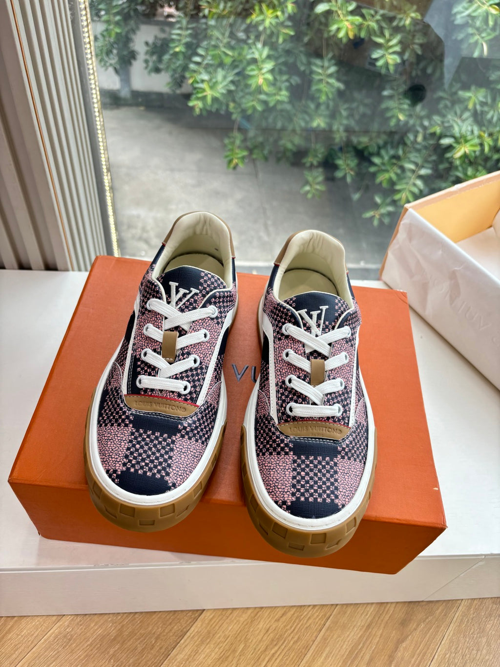 Louis Vuitton Sneaker