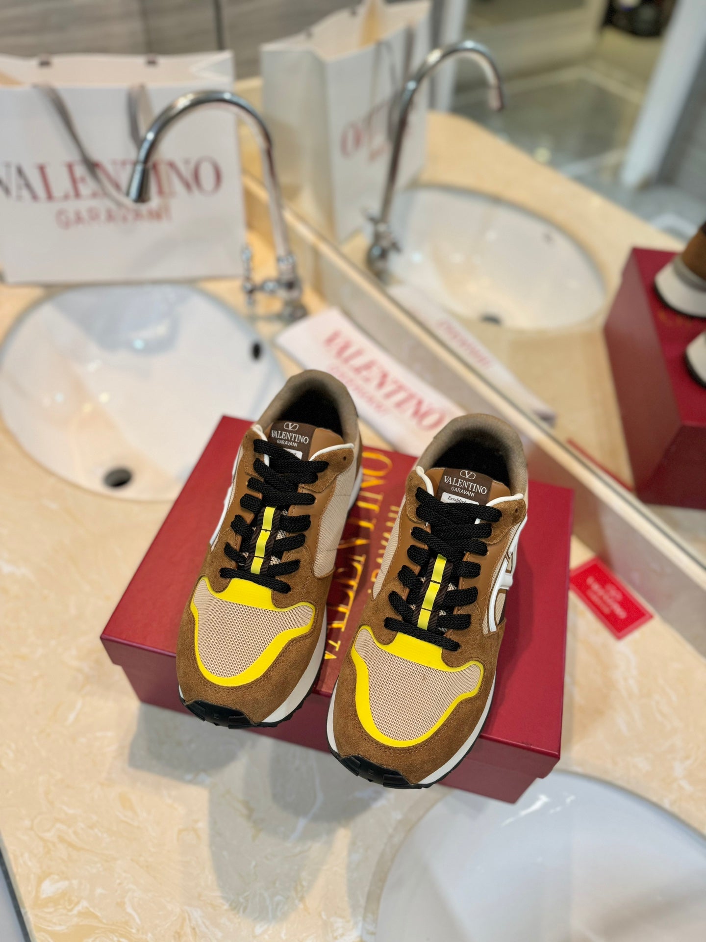 Valentino Sneaker