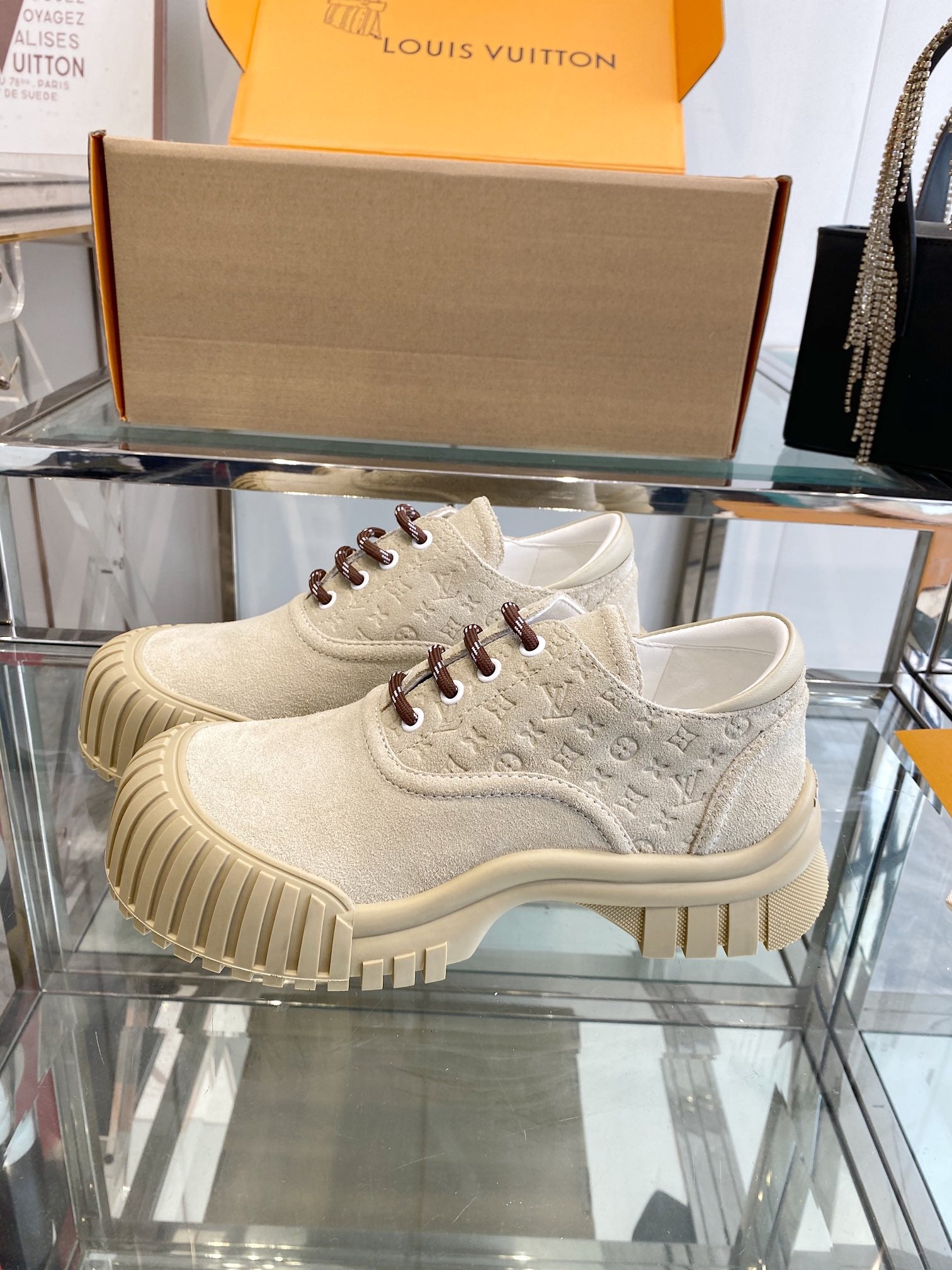 Louis Vuitton Sneaker
