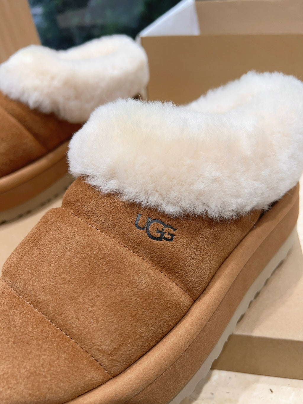 Ugg Terlik