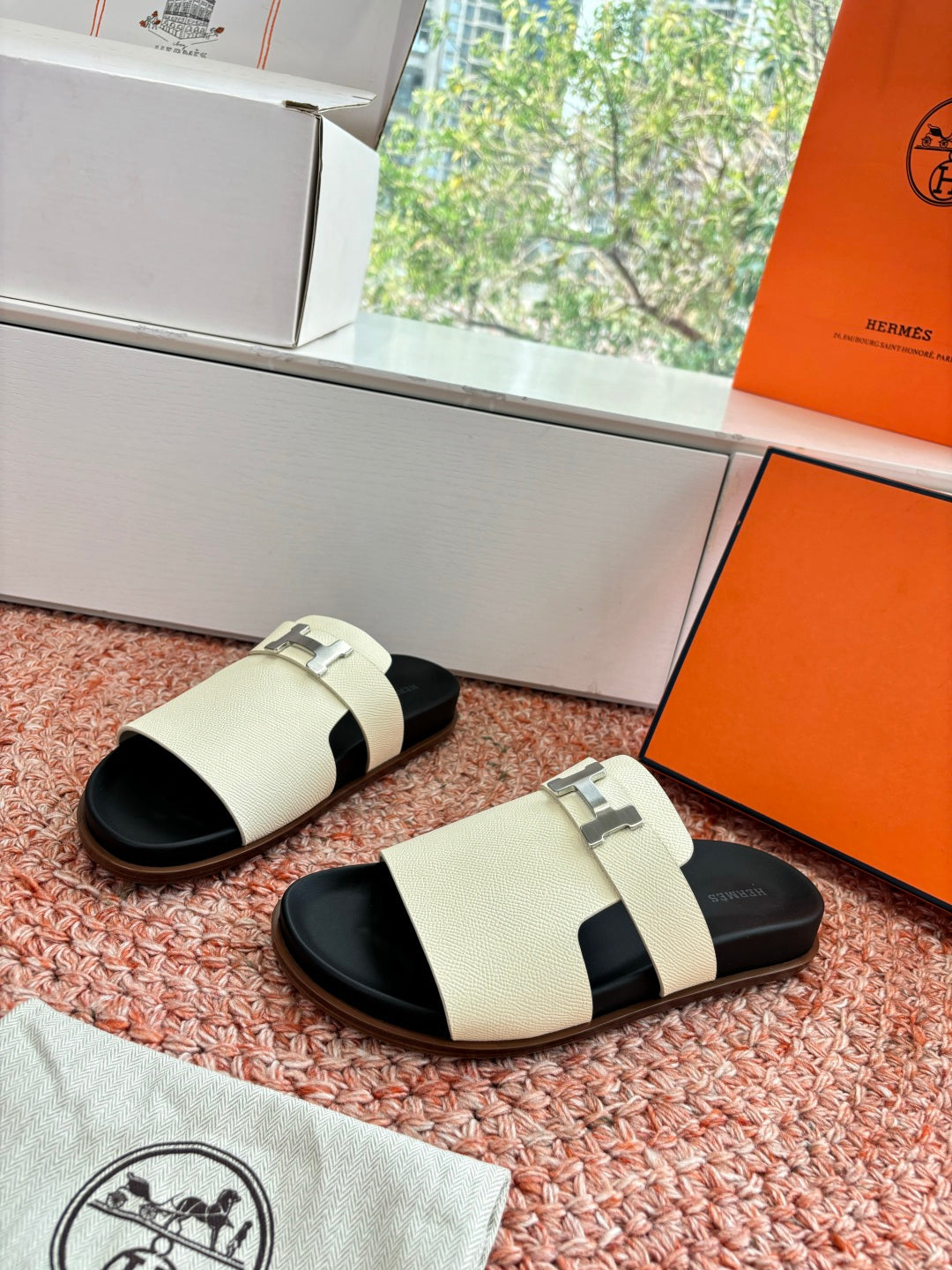 Hermes Slipper