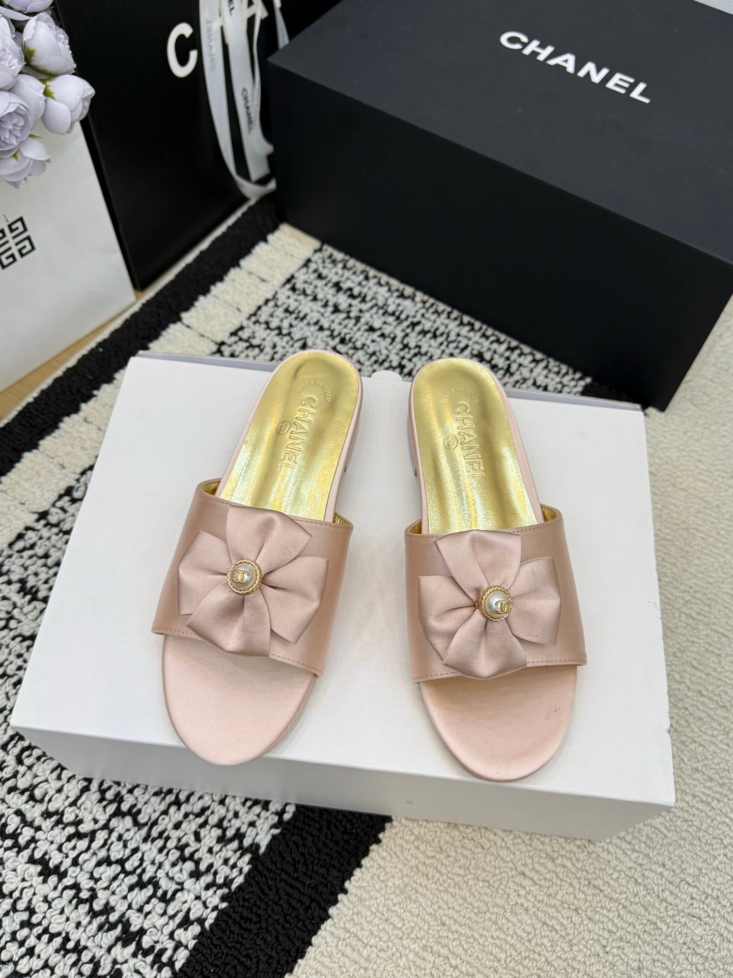 Chanel Slipper