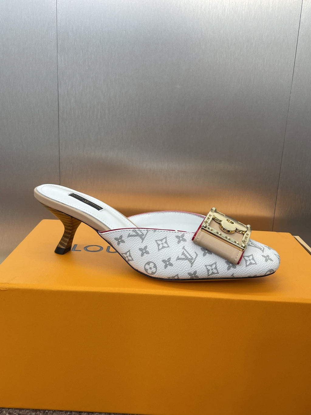 Louis Vuitton Topuklu