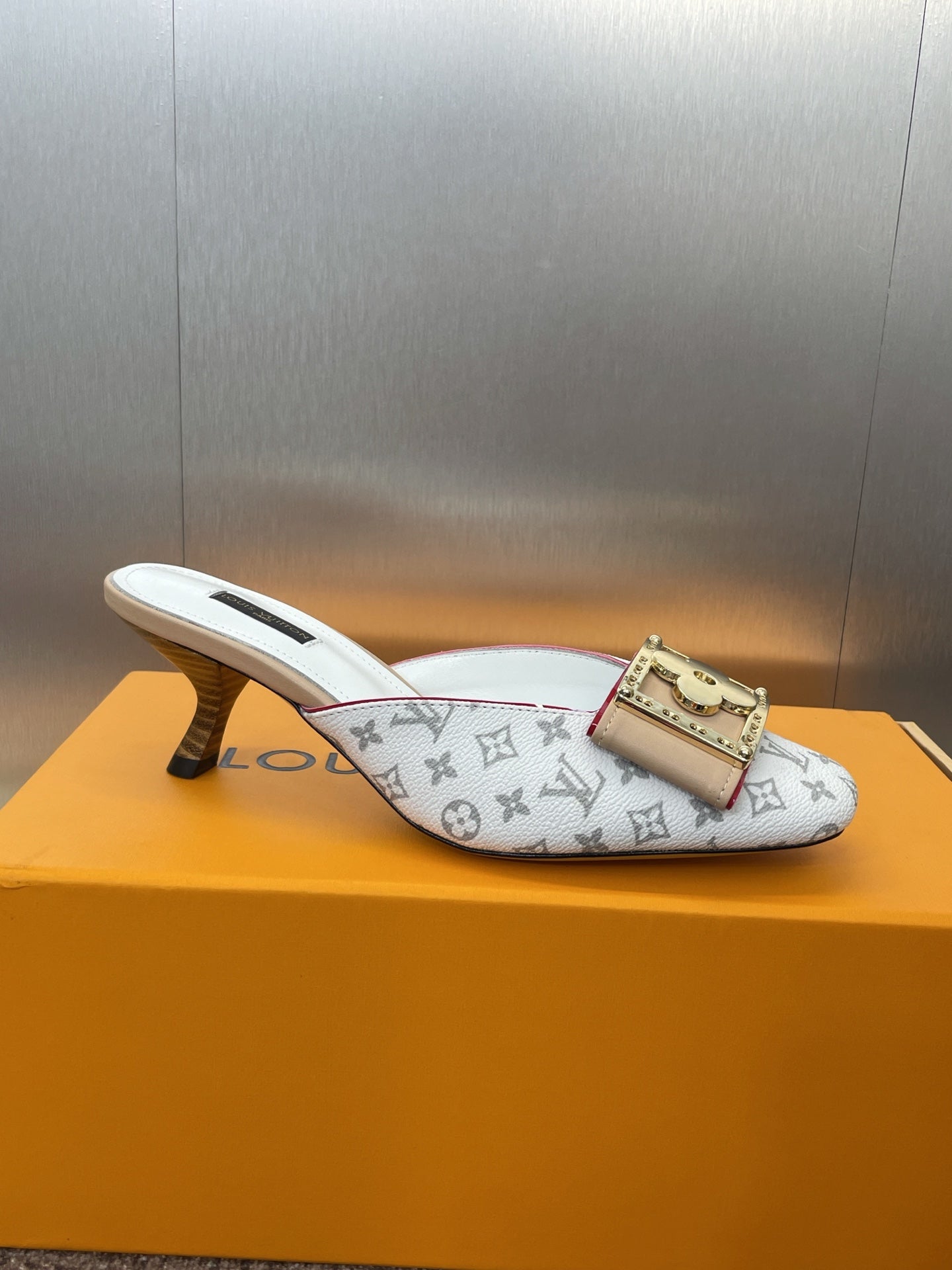 Louis Vuitton Topuklu