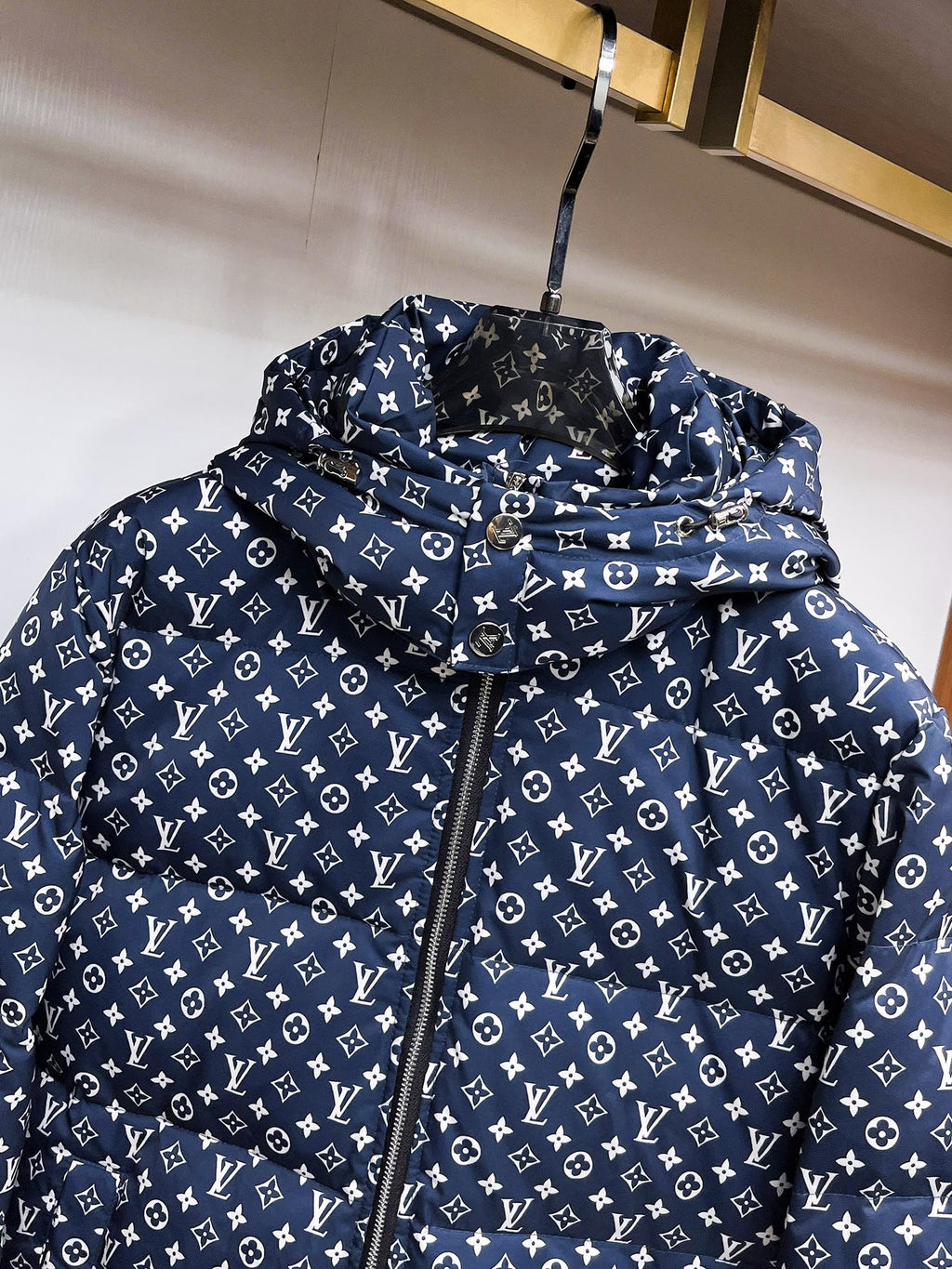 Louis Vuitton Mont