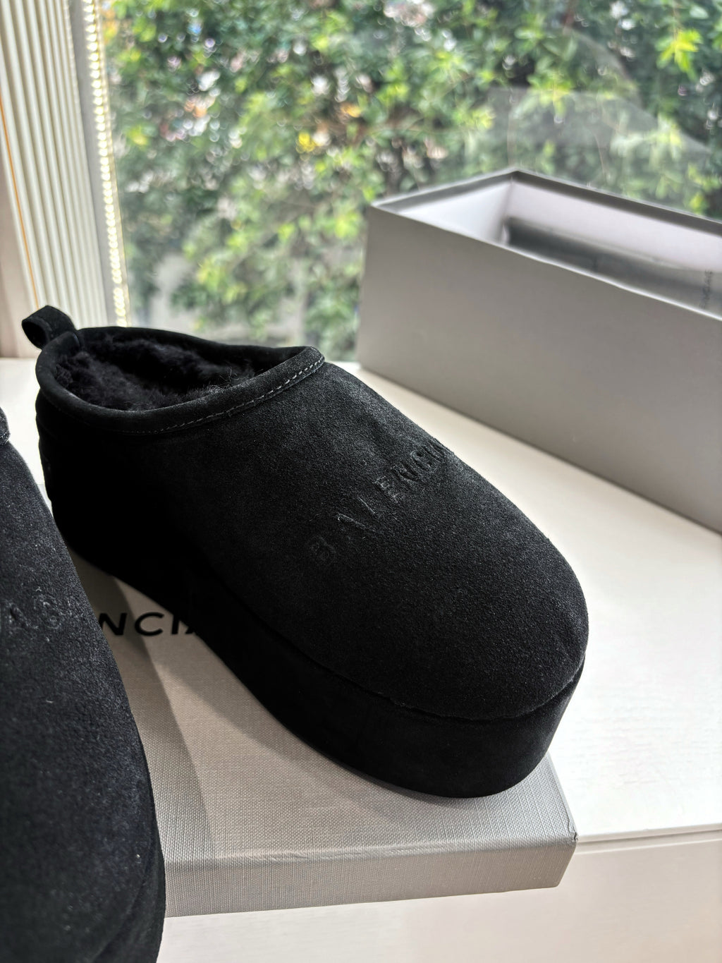Balenciaga Slipper