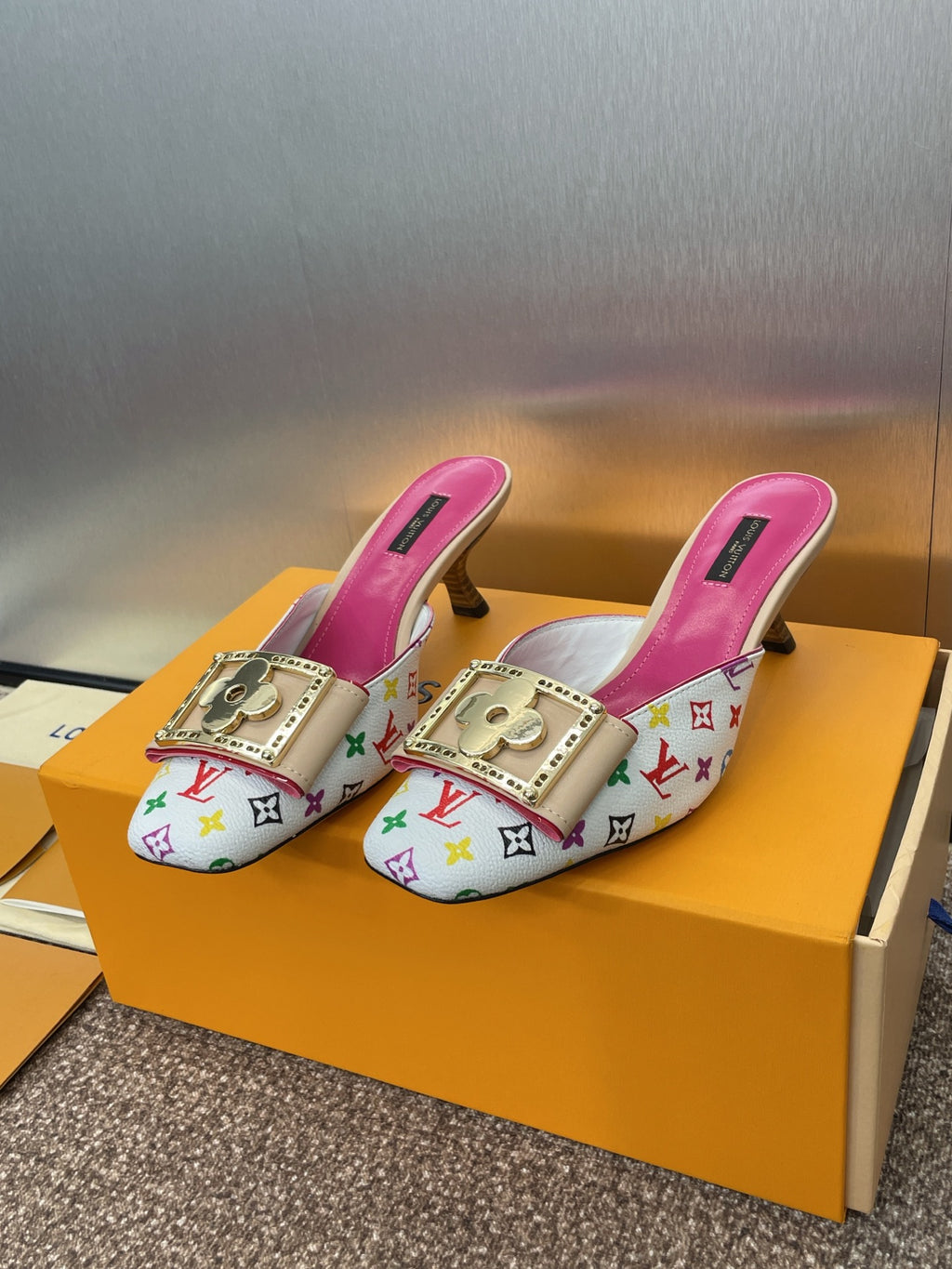 Louis Vuitton Topuklu