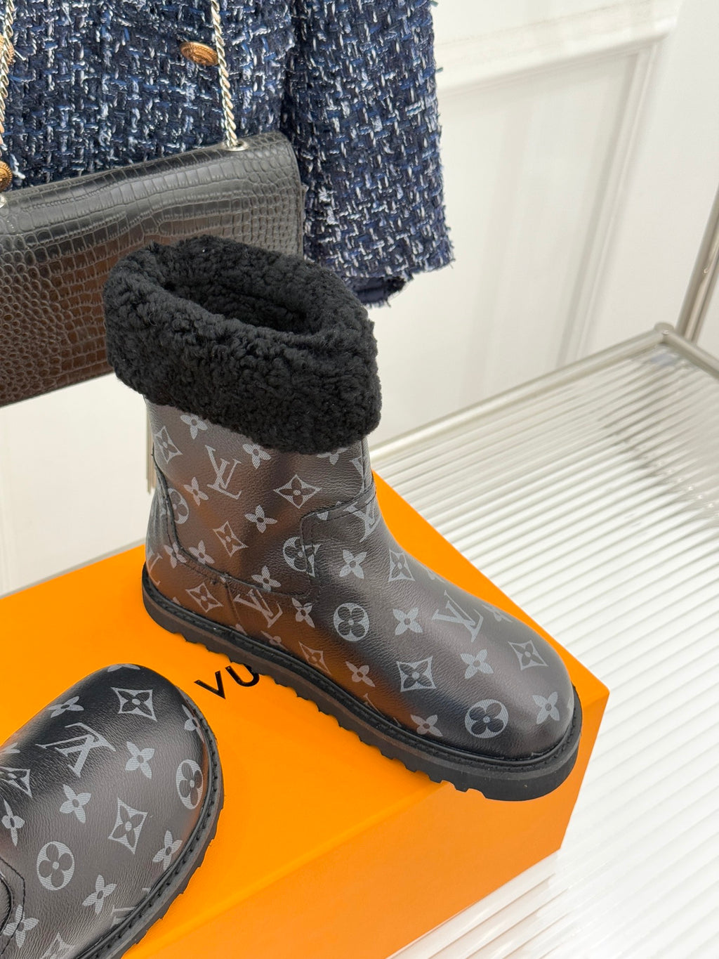 Louis Vuitton Bot