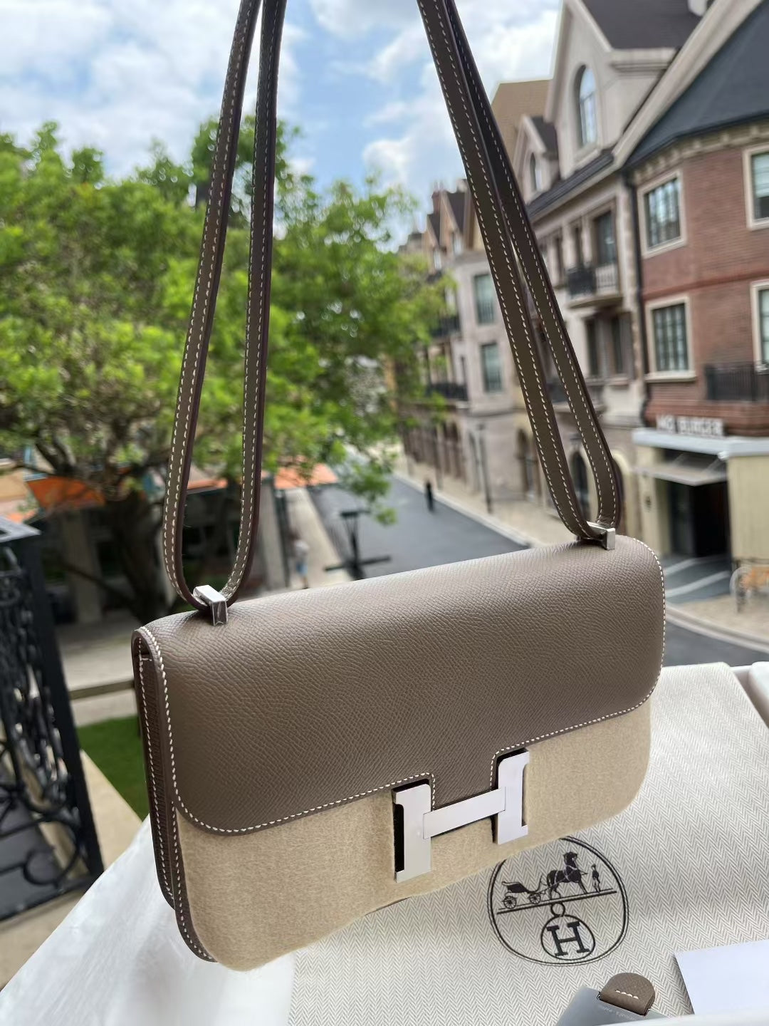 Hermes Constance Mini