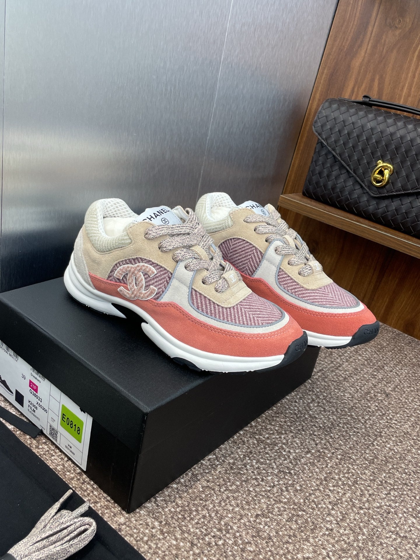 Chanel sneaker