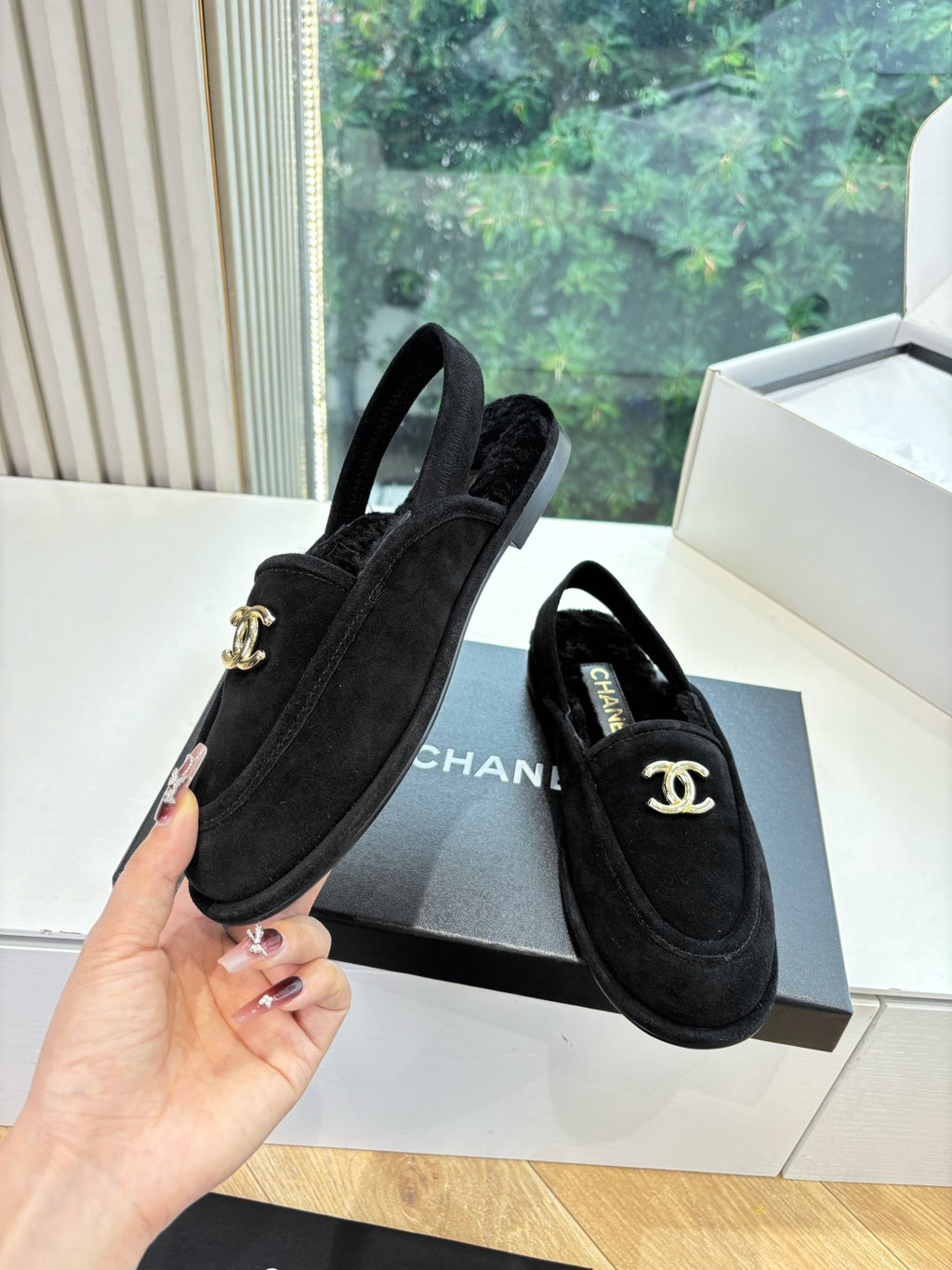 Chanel Slipper