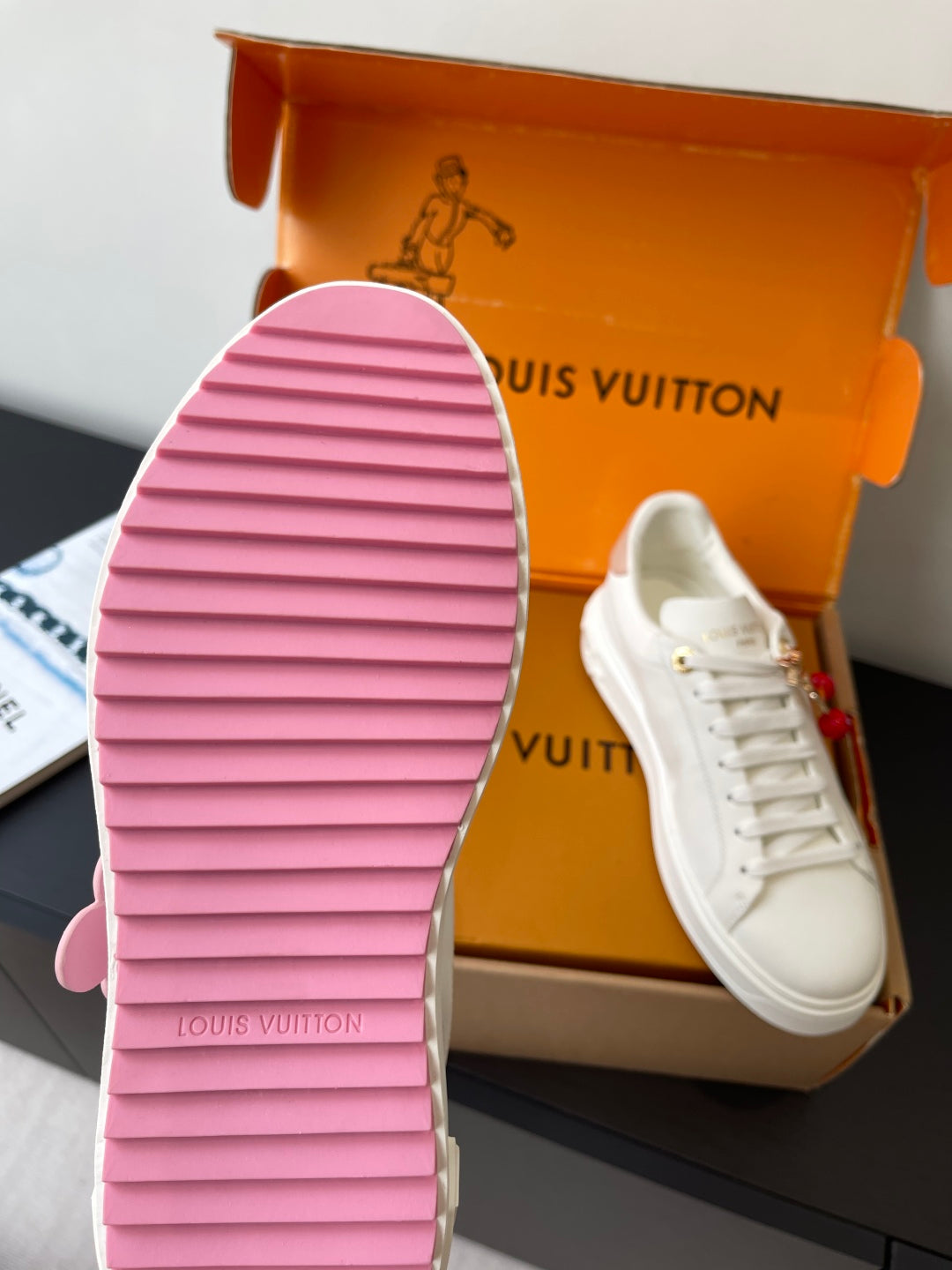 Louis Vuitton Sneaker