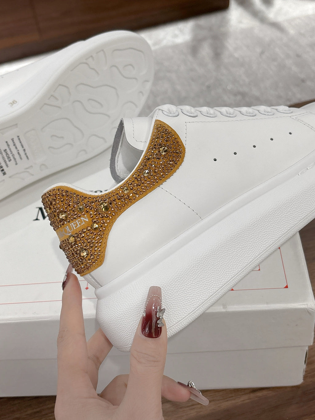 Alexander McQueen Sneaker