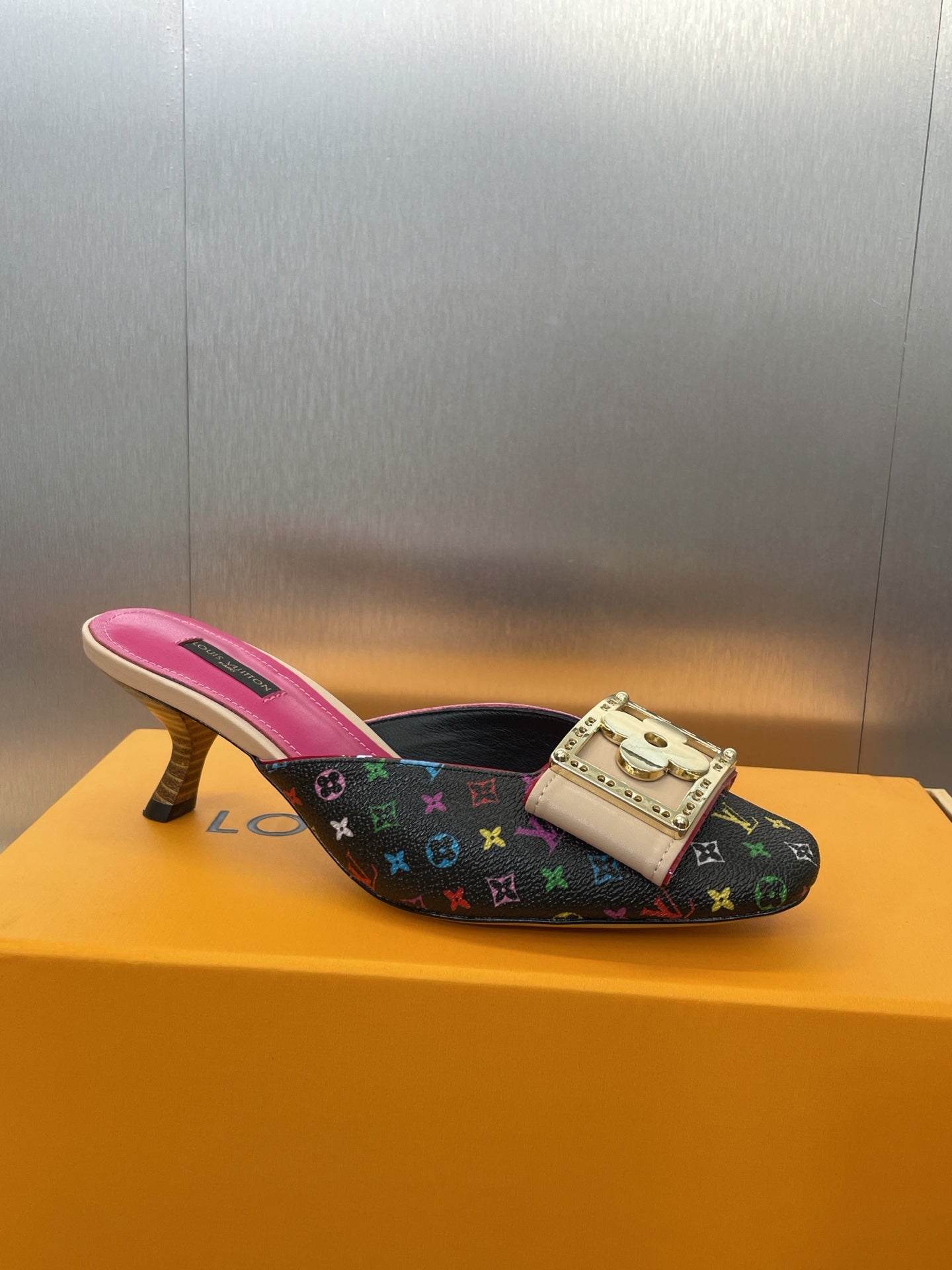 Louis Vuitton Topuklu