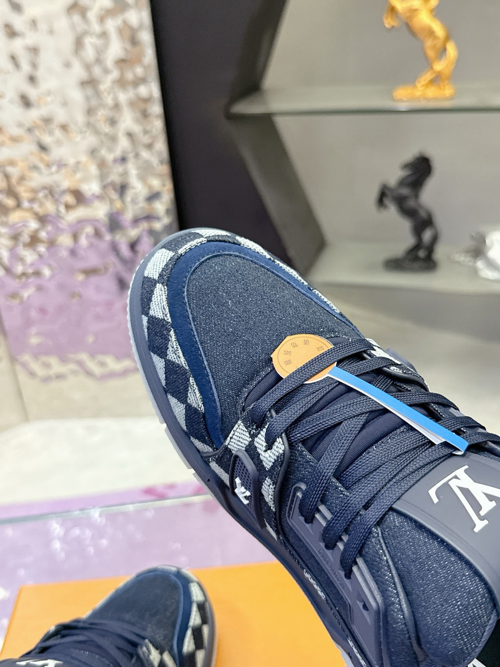 Louis Vuitton Sneaker