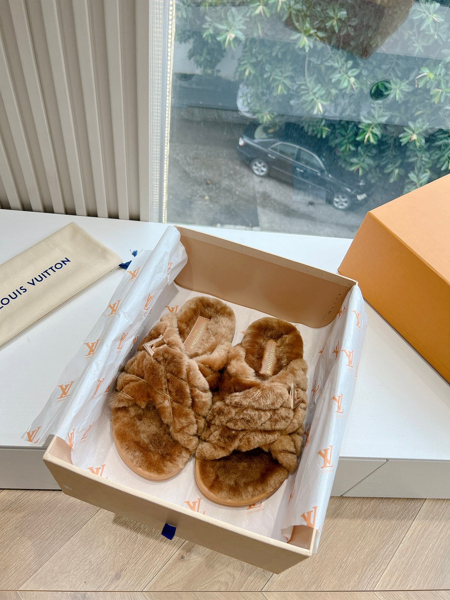 Louis Vuitton Slipper