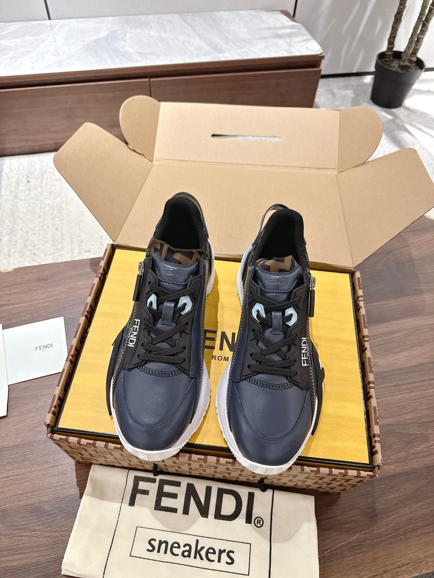 Fendi Sneaker