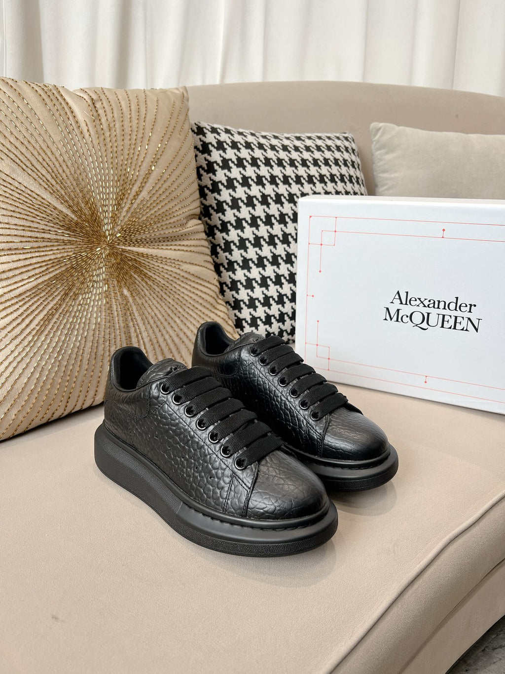 Alexander McQueen Sneaker