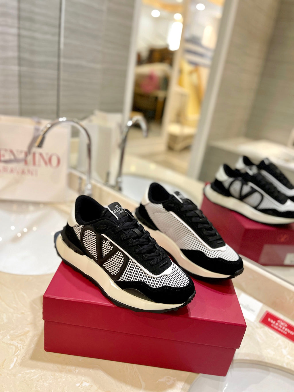 Valentino Sneaker