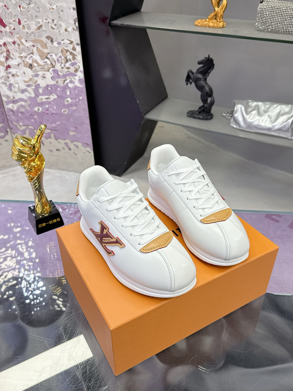 Louis Vuitton Sneaker