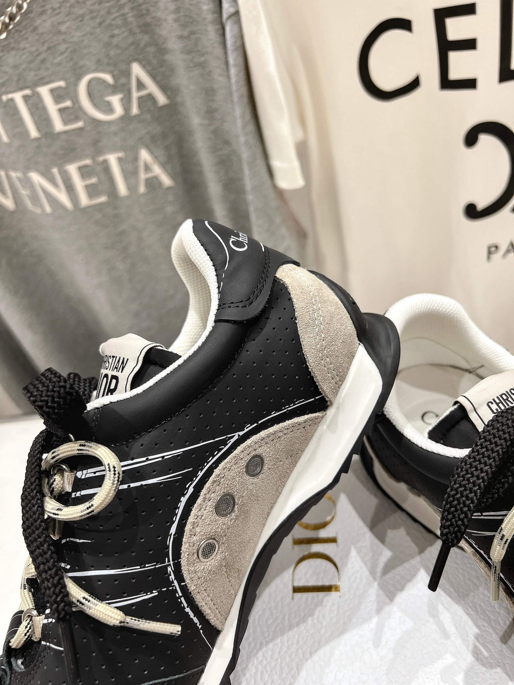 Dior Sneaker
