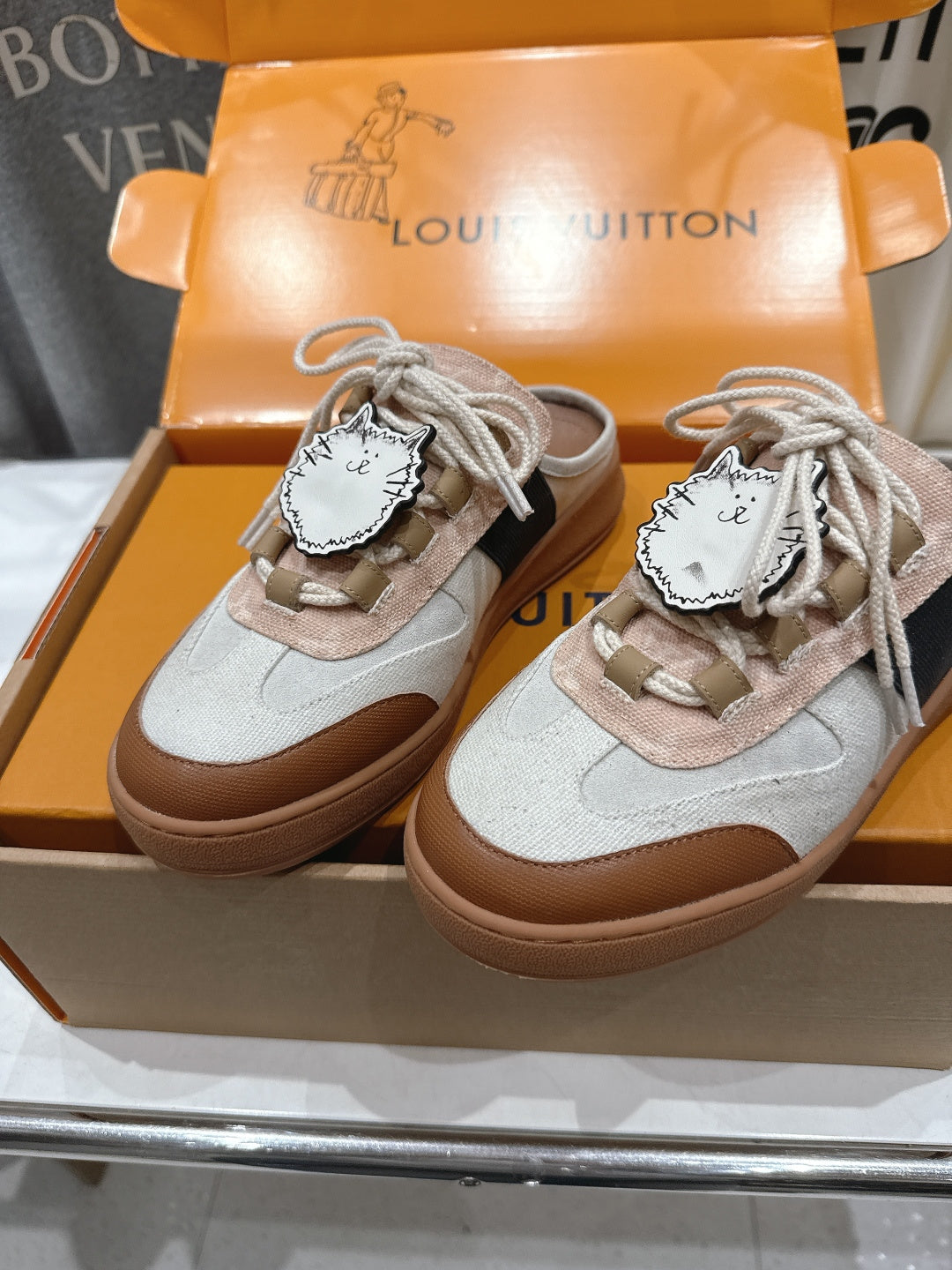 Louis Vuitton Sneaker
