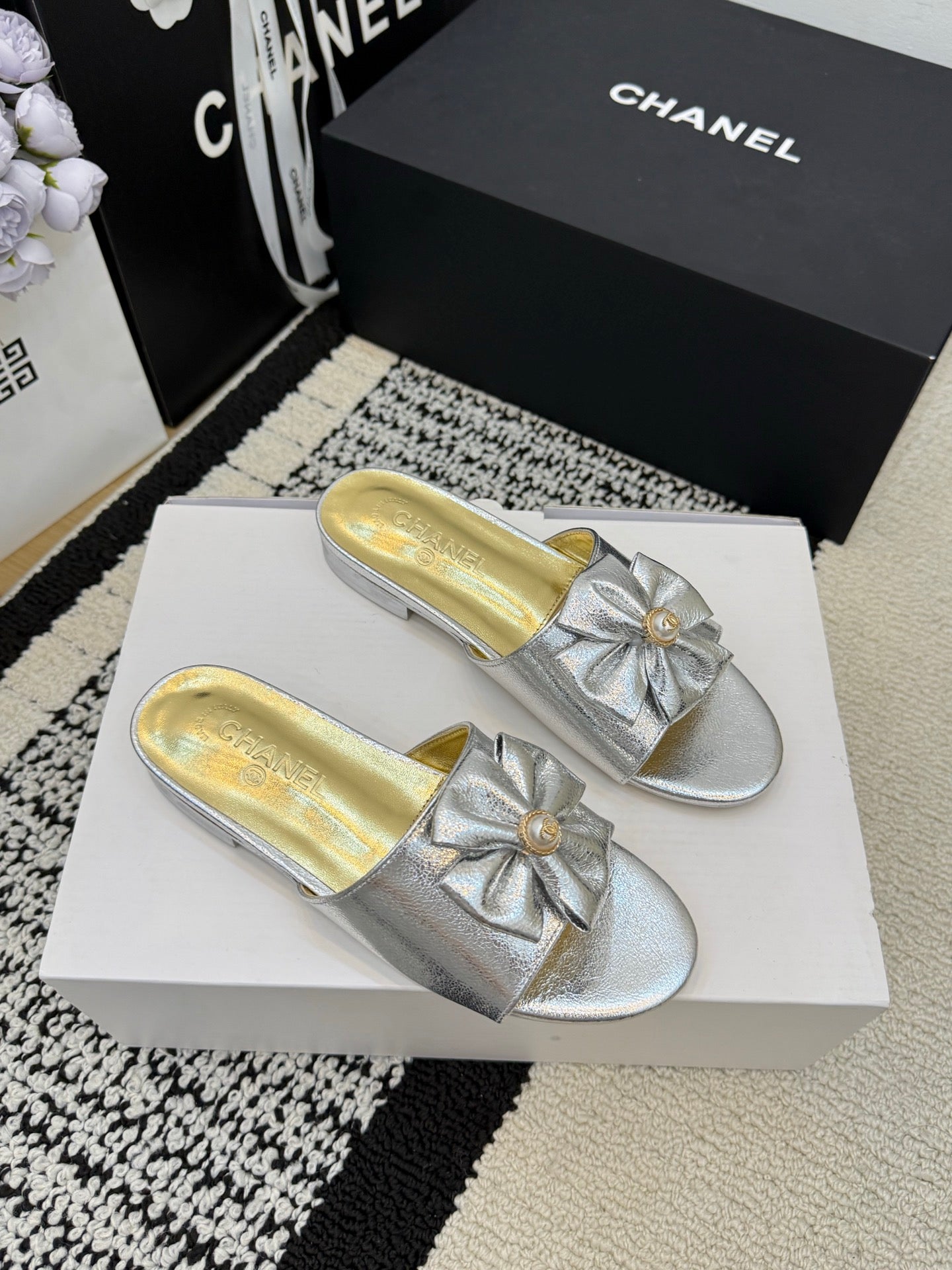Chanel Slipper
