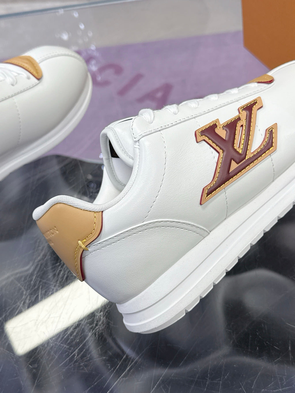 Louis Vuitton Sneaker