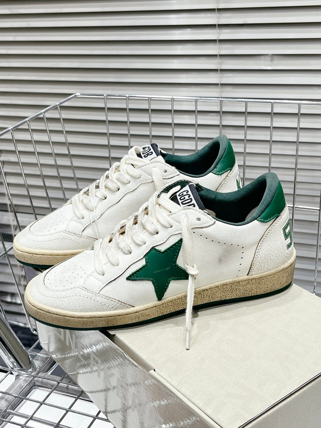 Golden Goose Ballstar