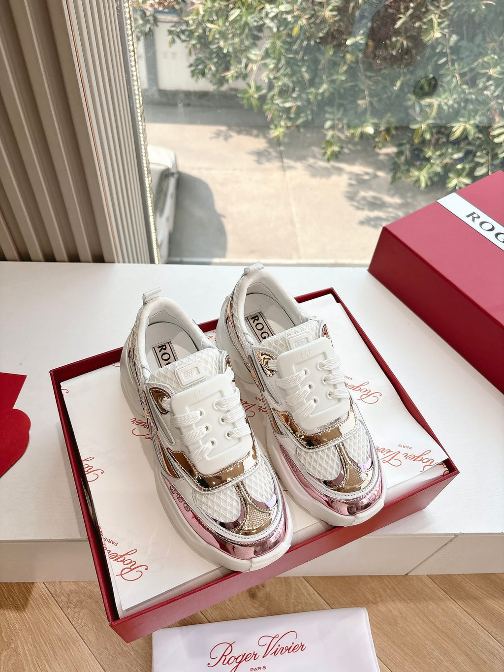 Roger Vivier Sneaker