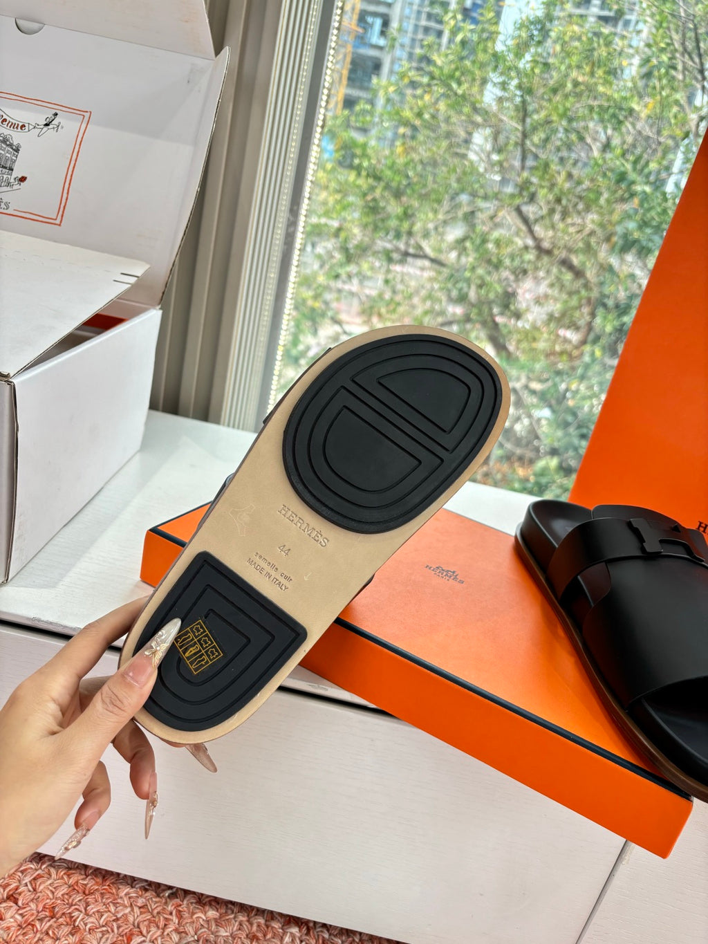 Hermes Slipper