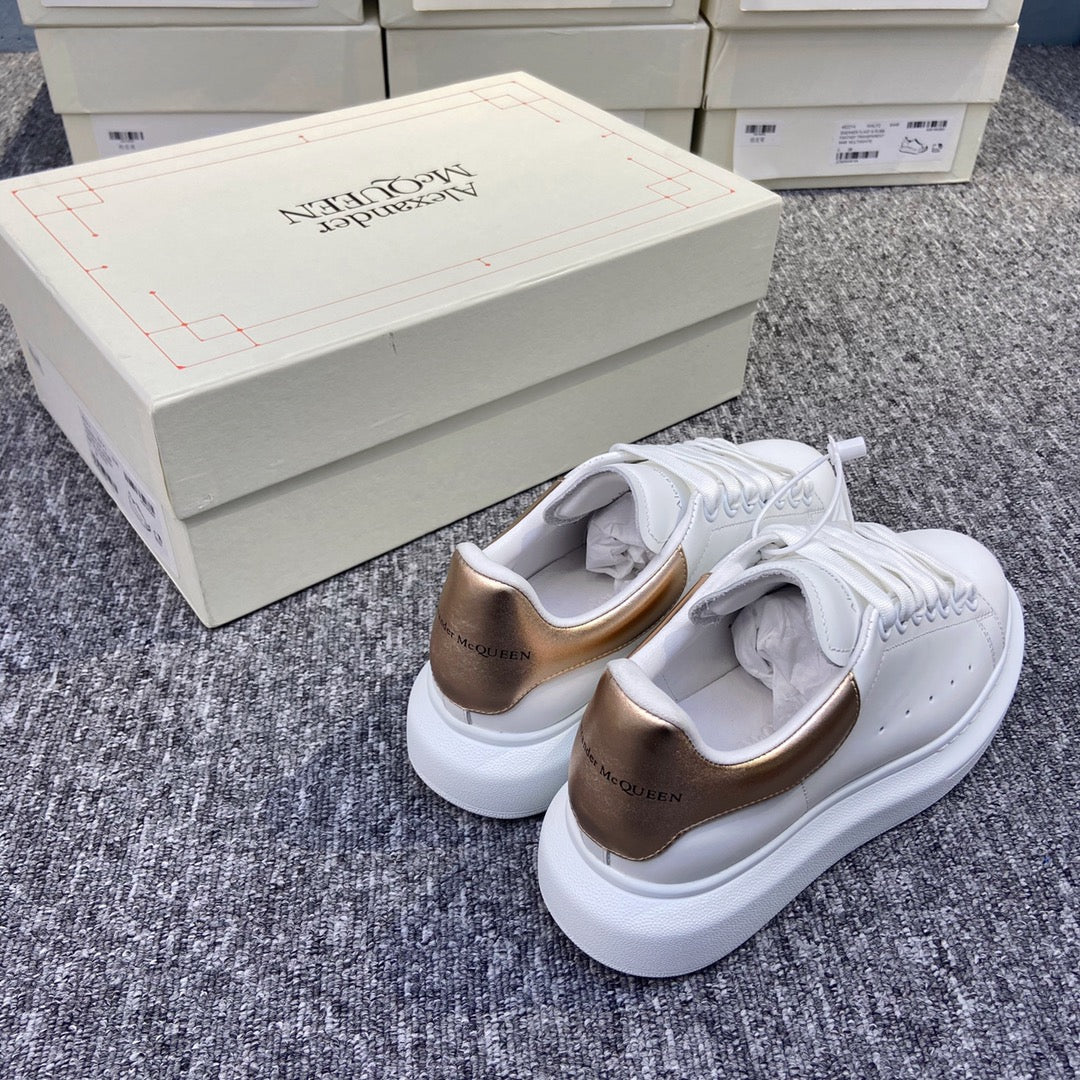 Alexander McQueen Sneaker