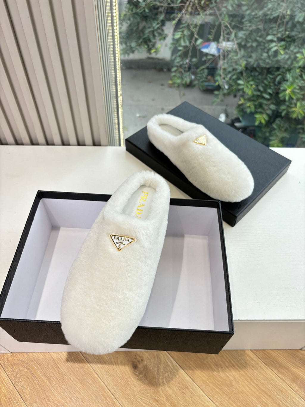 Prada Slipper Hemen Teslim İndirimli