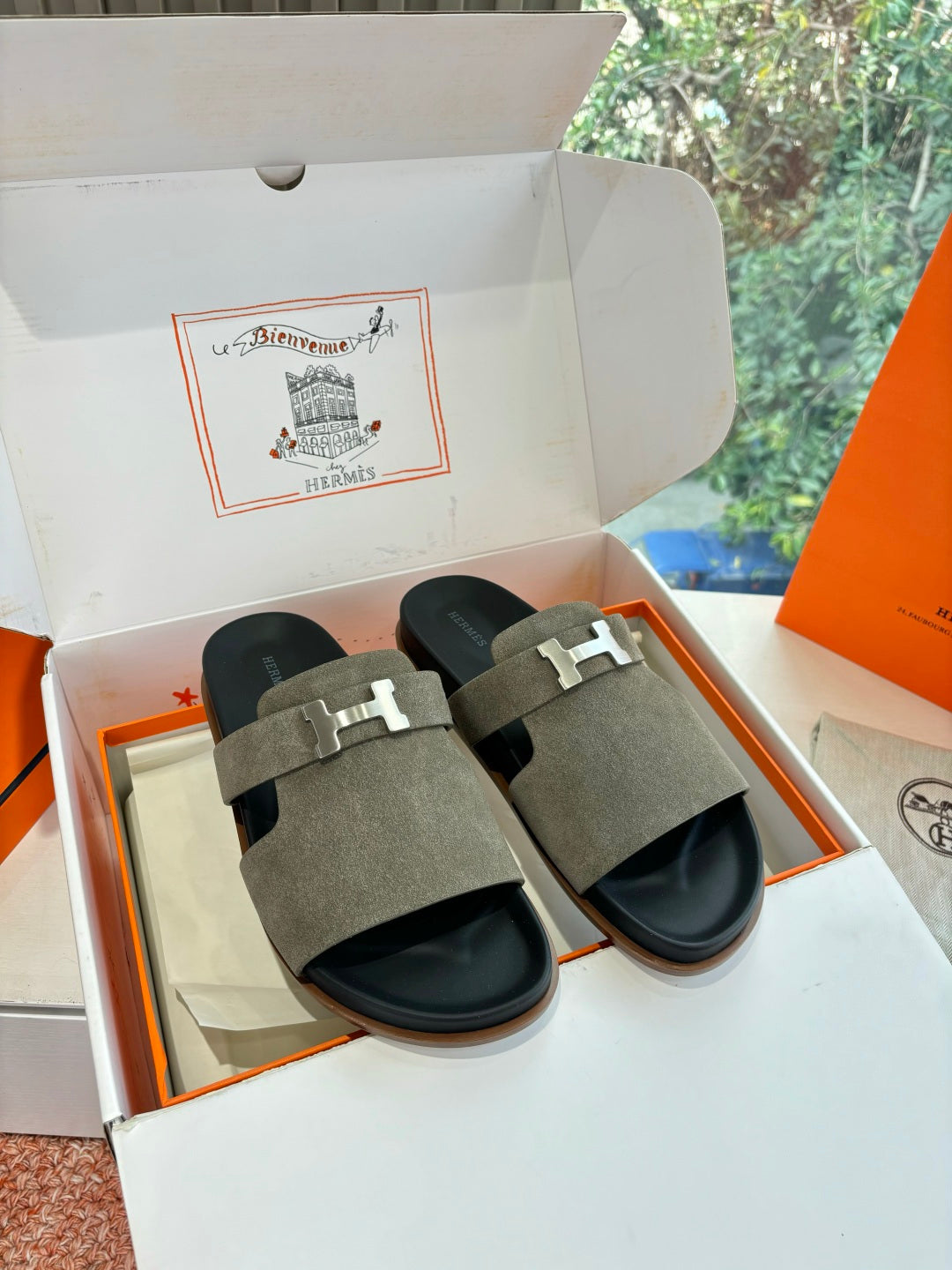 Hermes Slipper