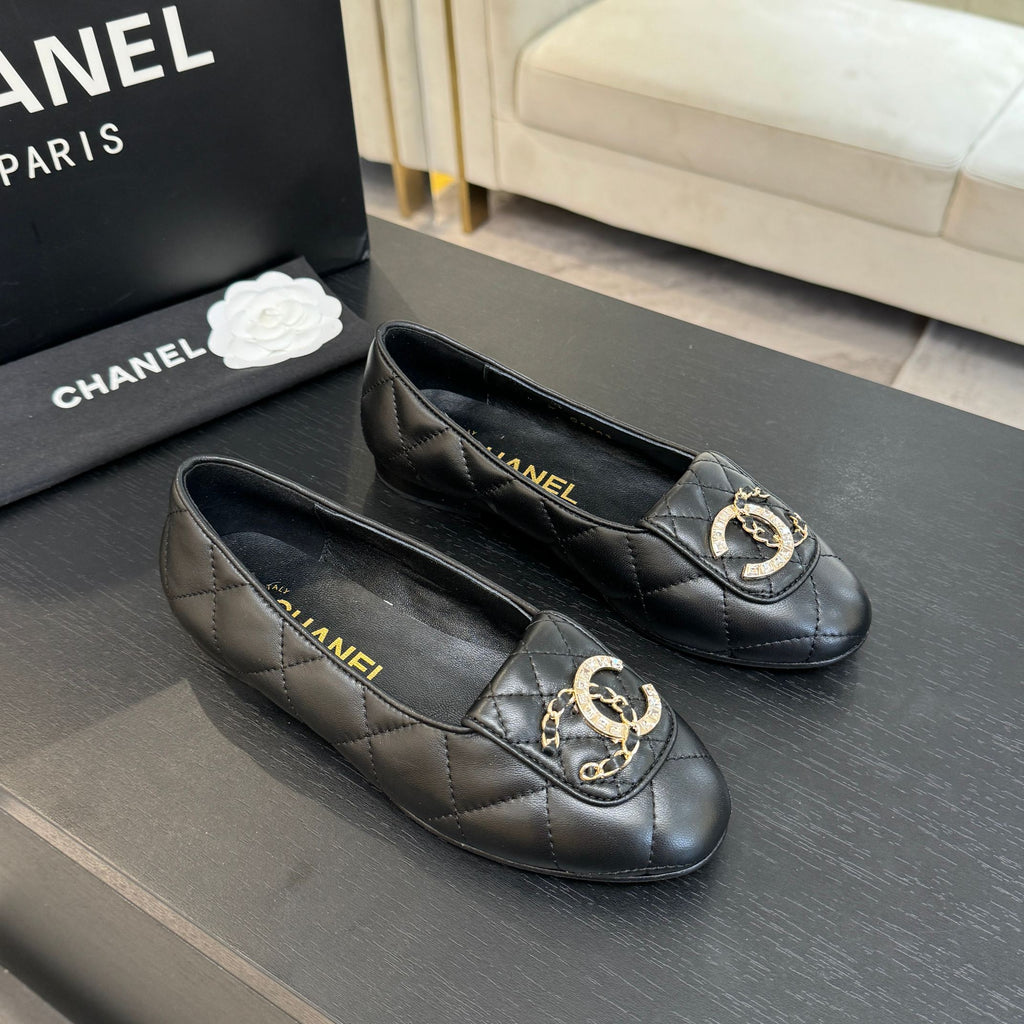 Chanel Slipper