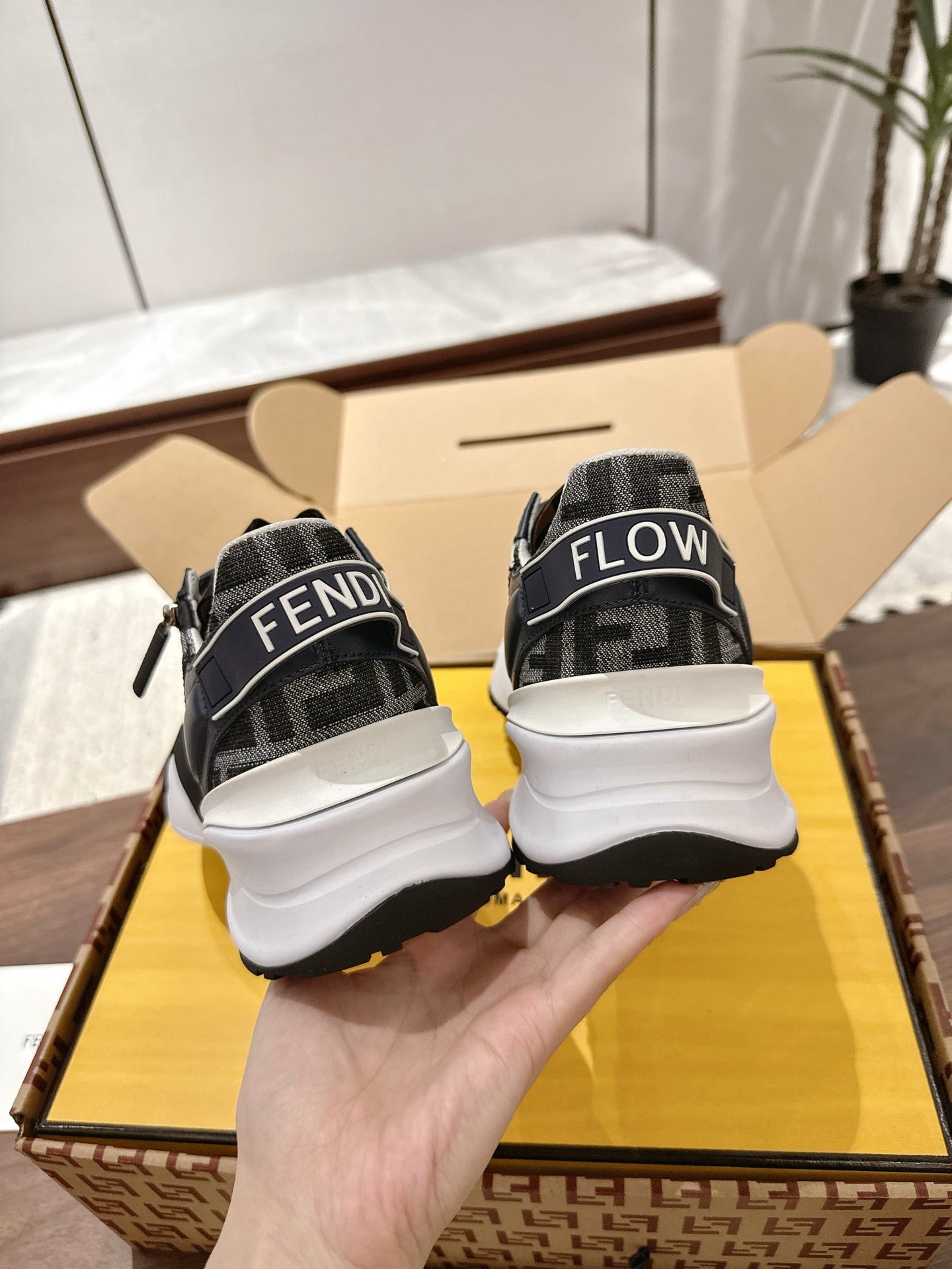 Fendi Sneaker