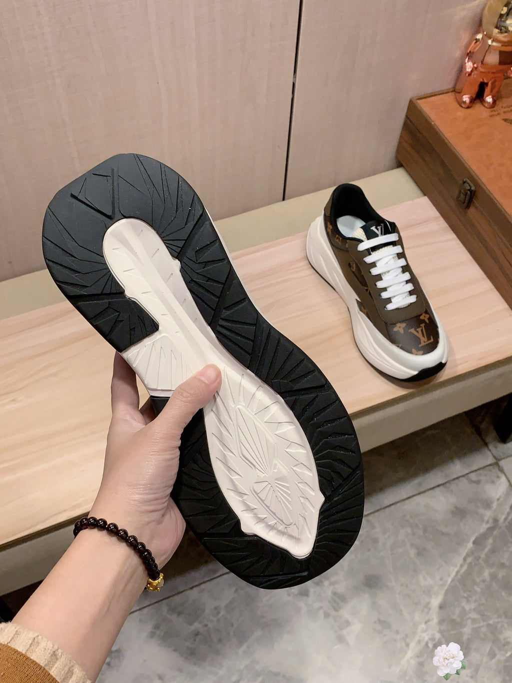 Louis Vuitton Sneaker